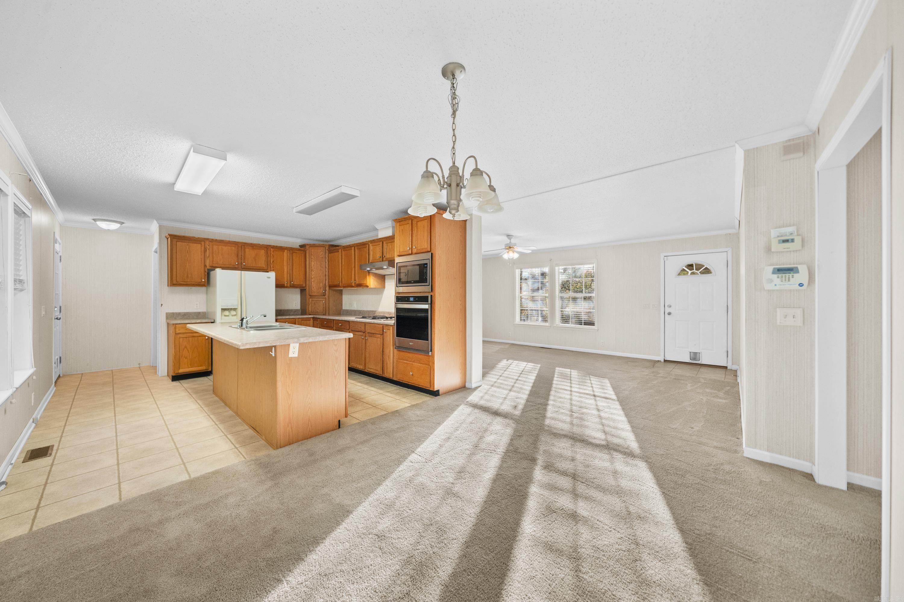 326  South  Mount Ida, AR
