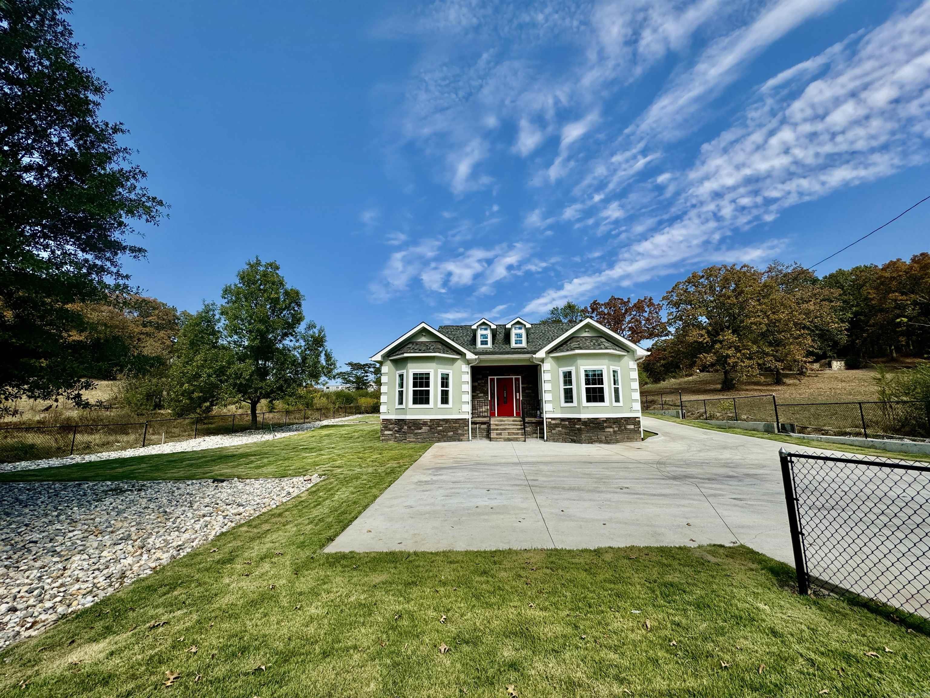 2559 Spring Street Hot Springs, AR 71901