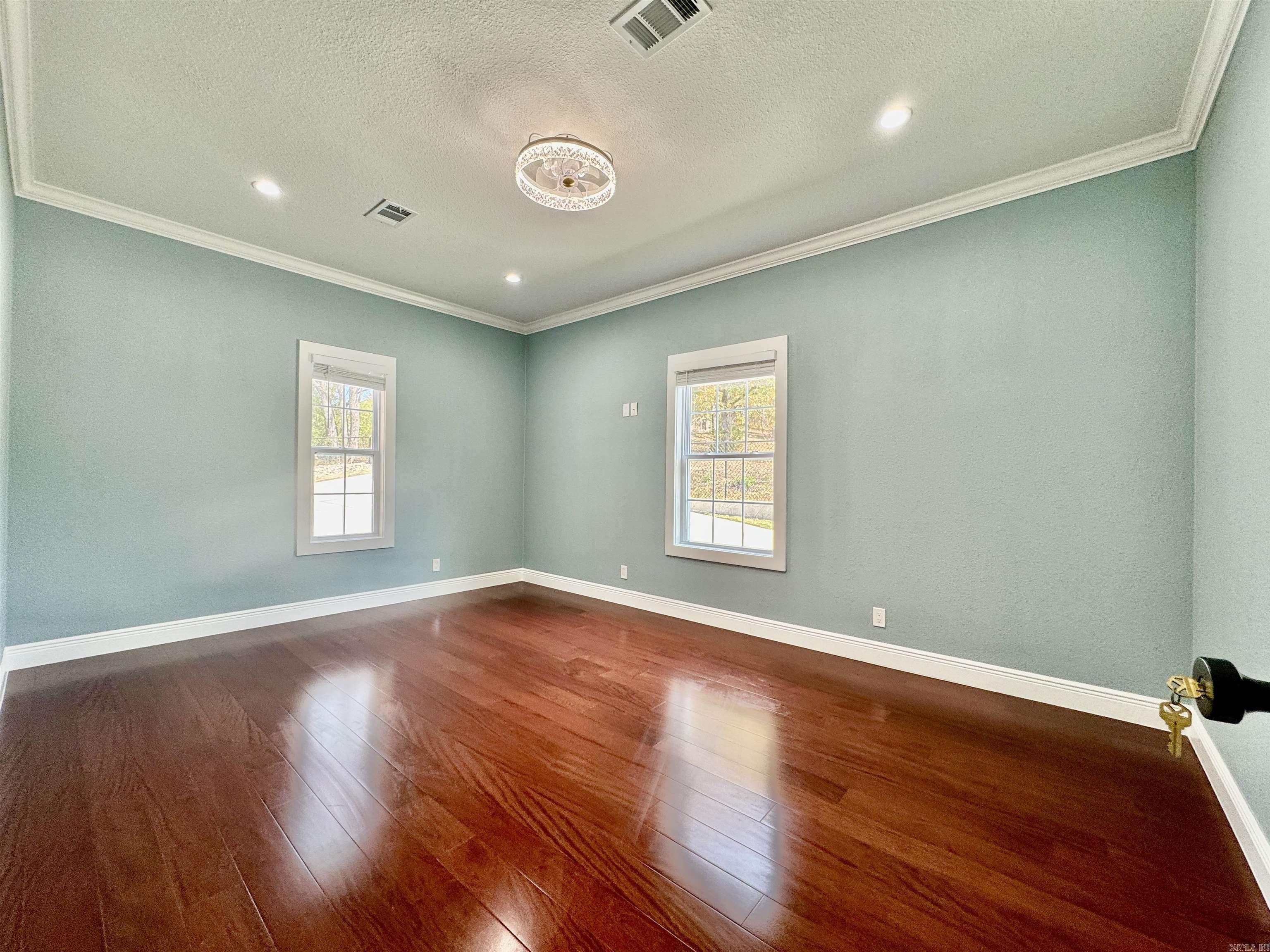 2559 Spring Street Hot Springs, AR 71901