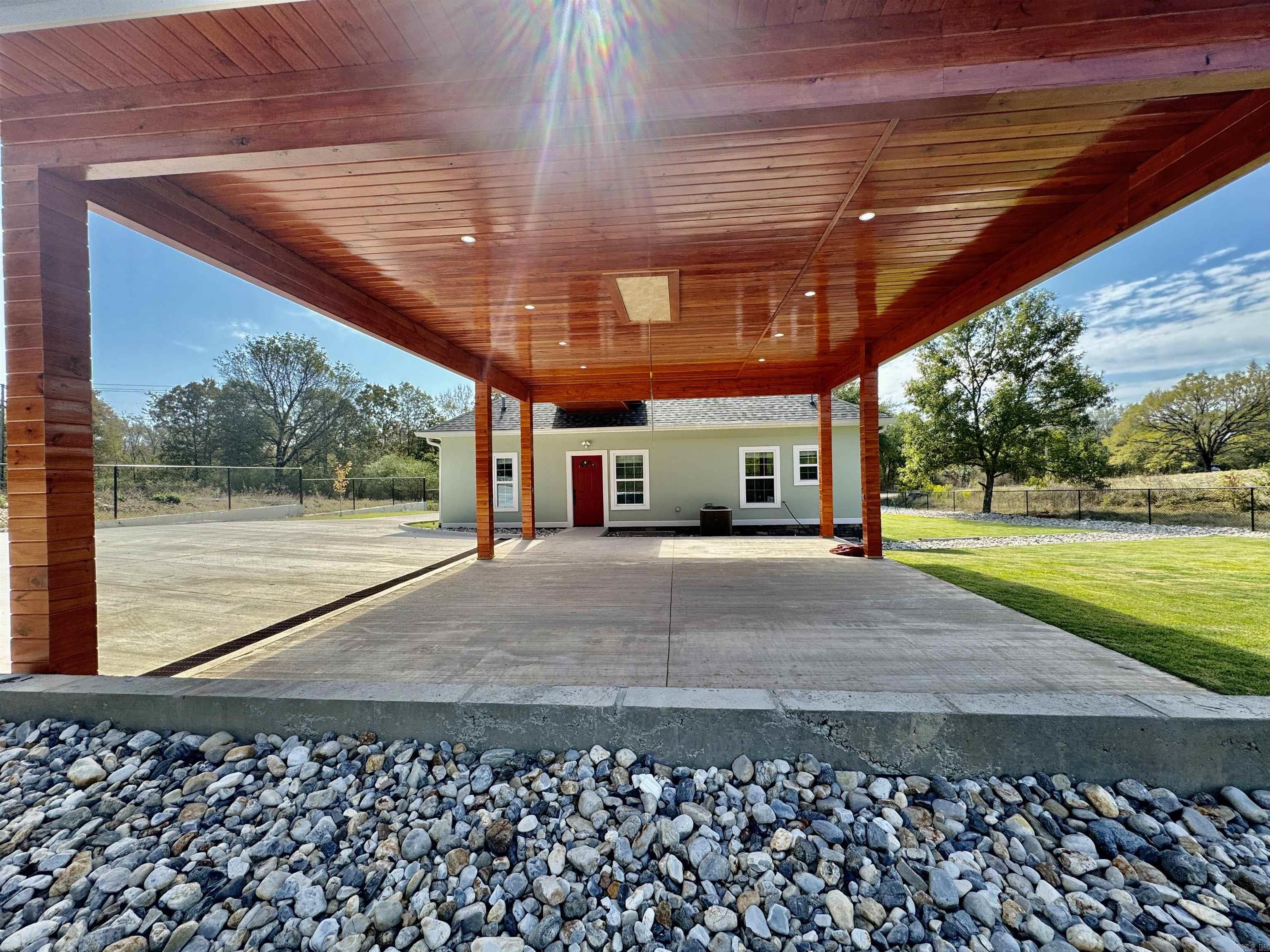 2559 Spring Street Hot Springs, AR 71901