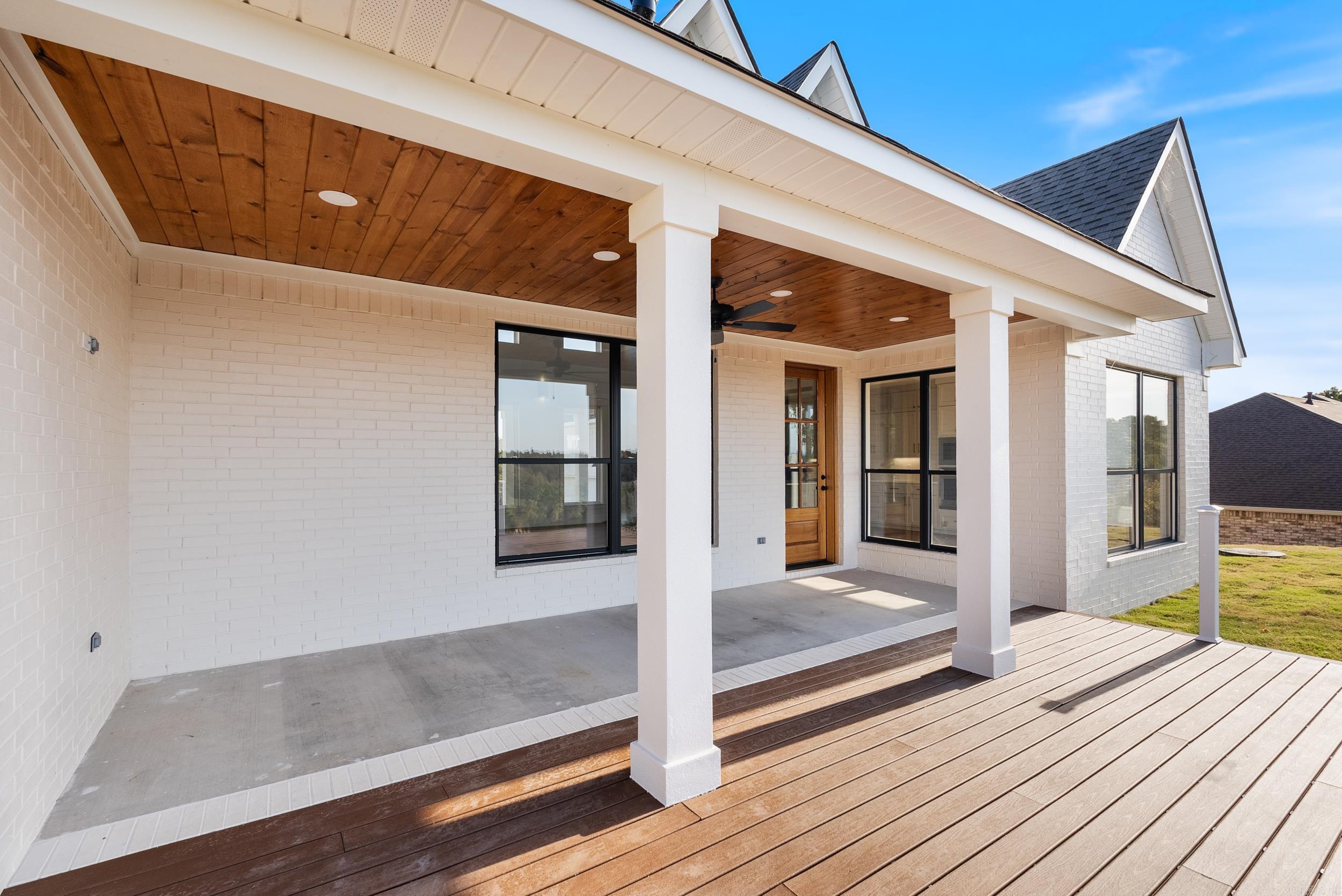 112  Lake Forest Shores Drive  Hot Springs, AR