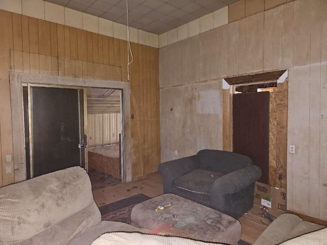 316 W 7th  Plainview, AR