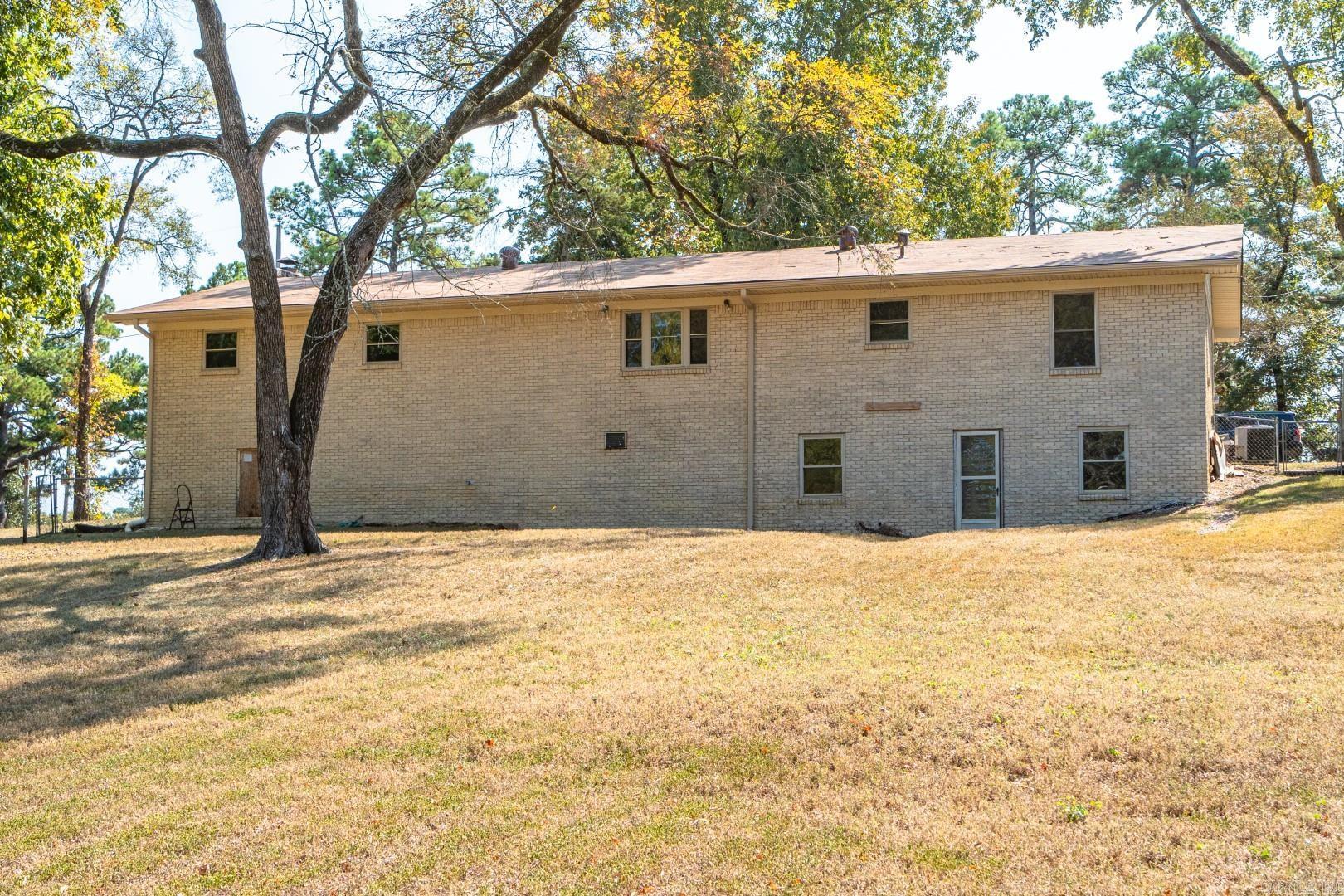 235 Echo Point Hot Springs, AR 71913