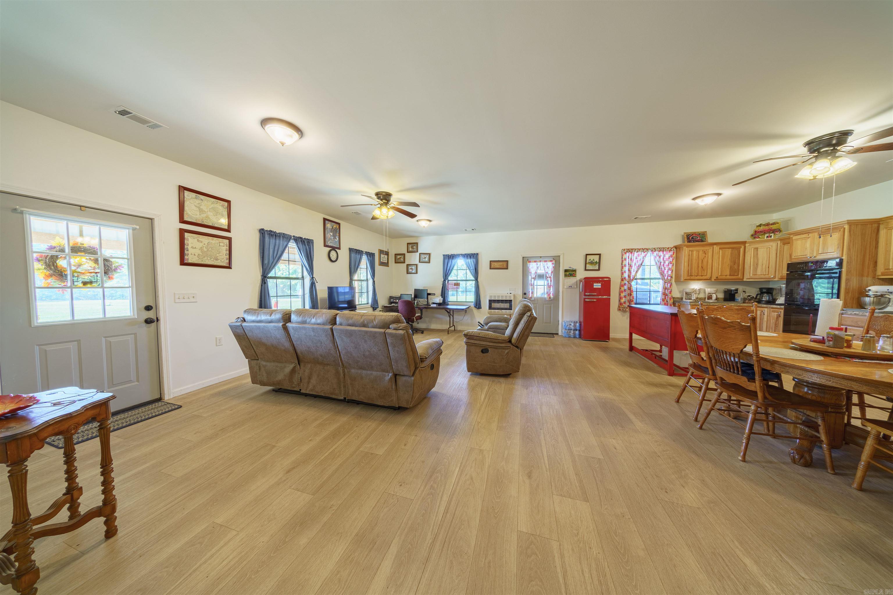 10  Strawberry Valley Rd  Ash Flat, AR