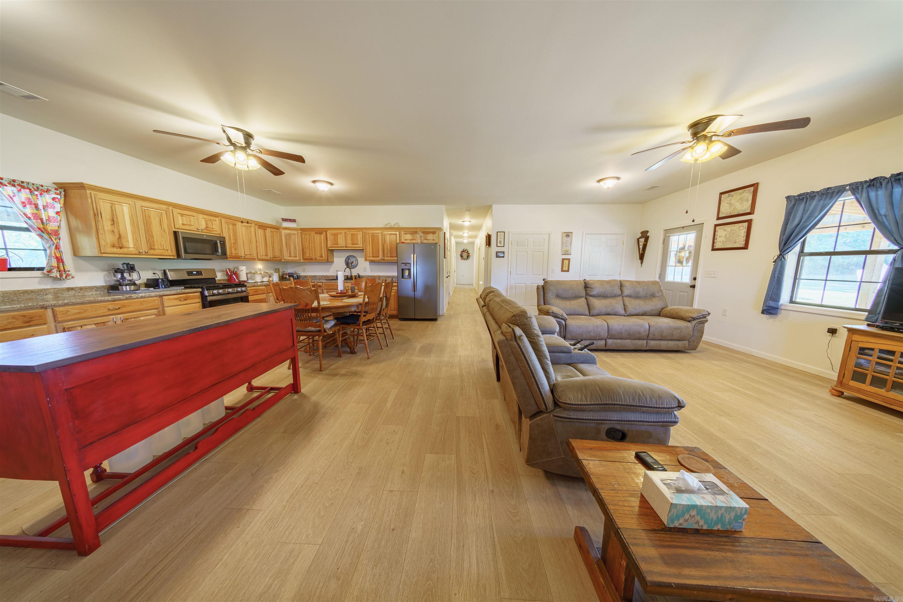 10  Strawberry Valley Rd  Ash Flat, AR