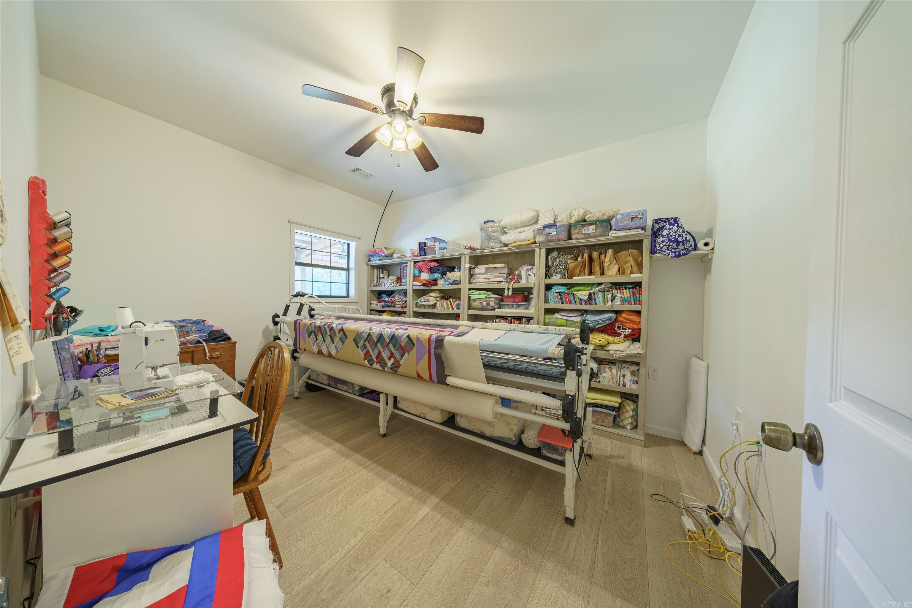 10  Strawberry Valley Rd  Ash Flat, AR