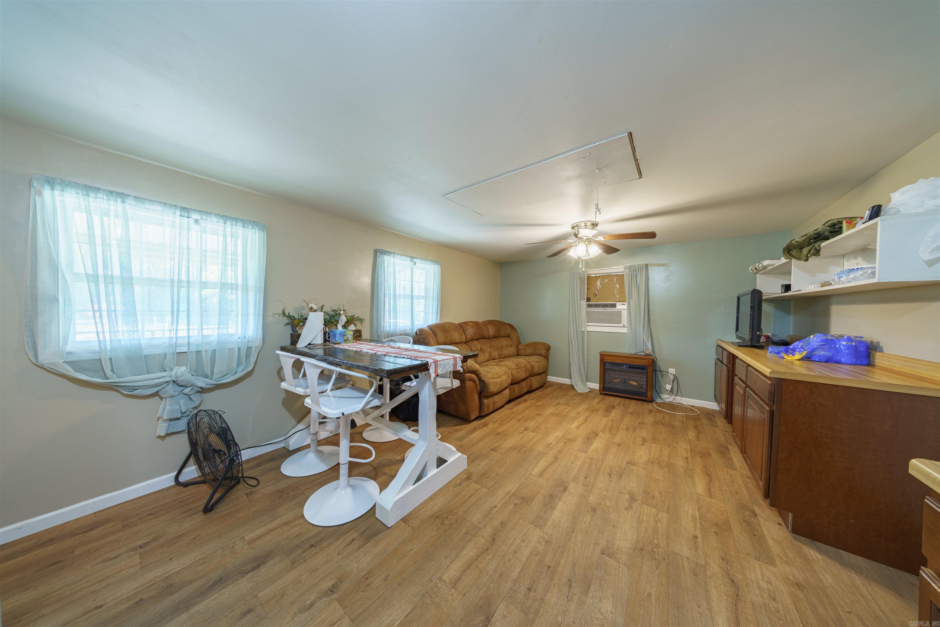10  Strawberry Valley Rd  Ash Flat, AR