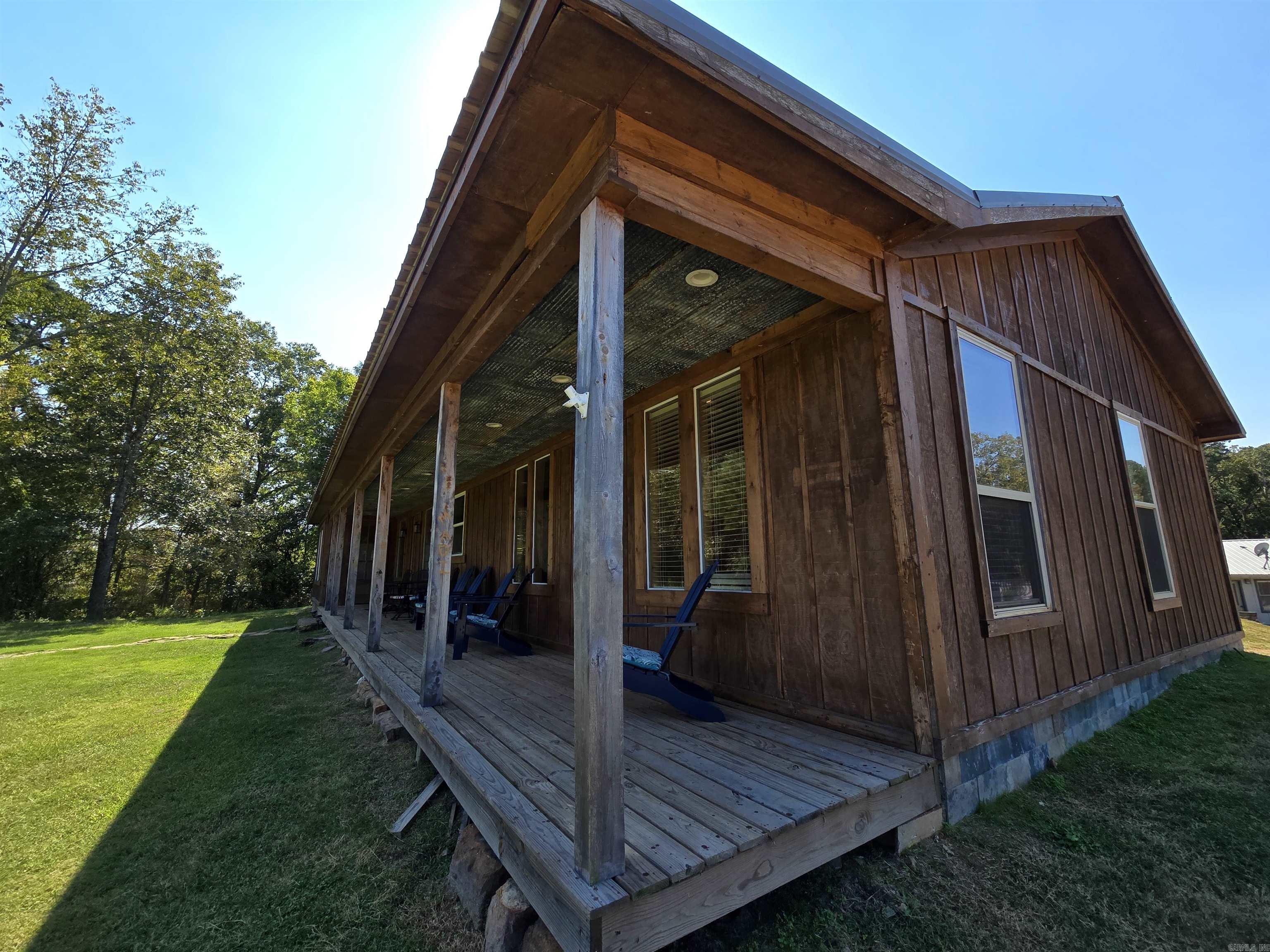 3193  Brownsville Rd  Greers Ferry, AR