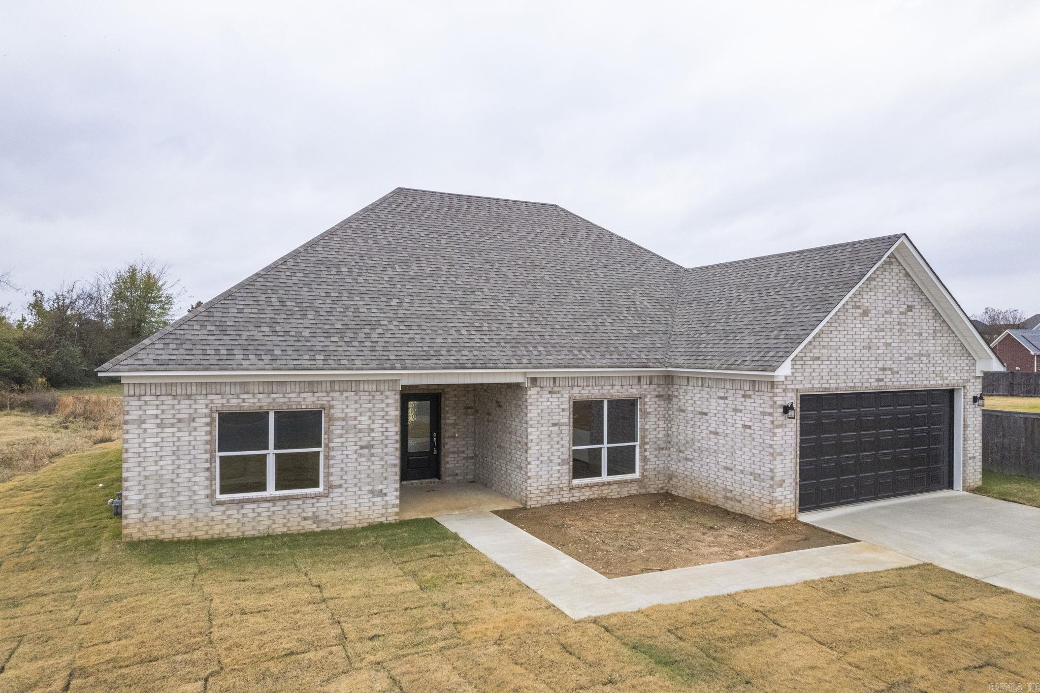 18  River Cliff  Mayflower, AR