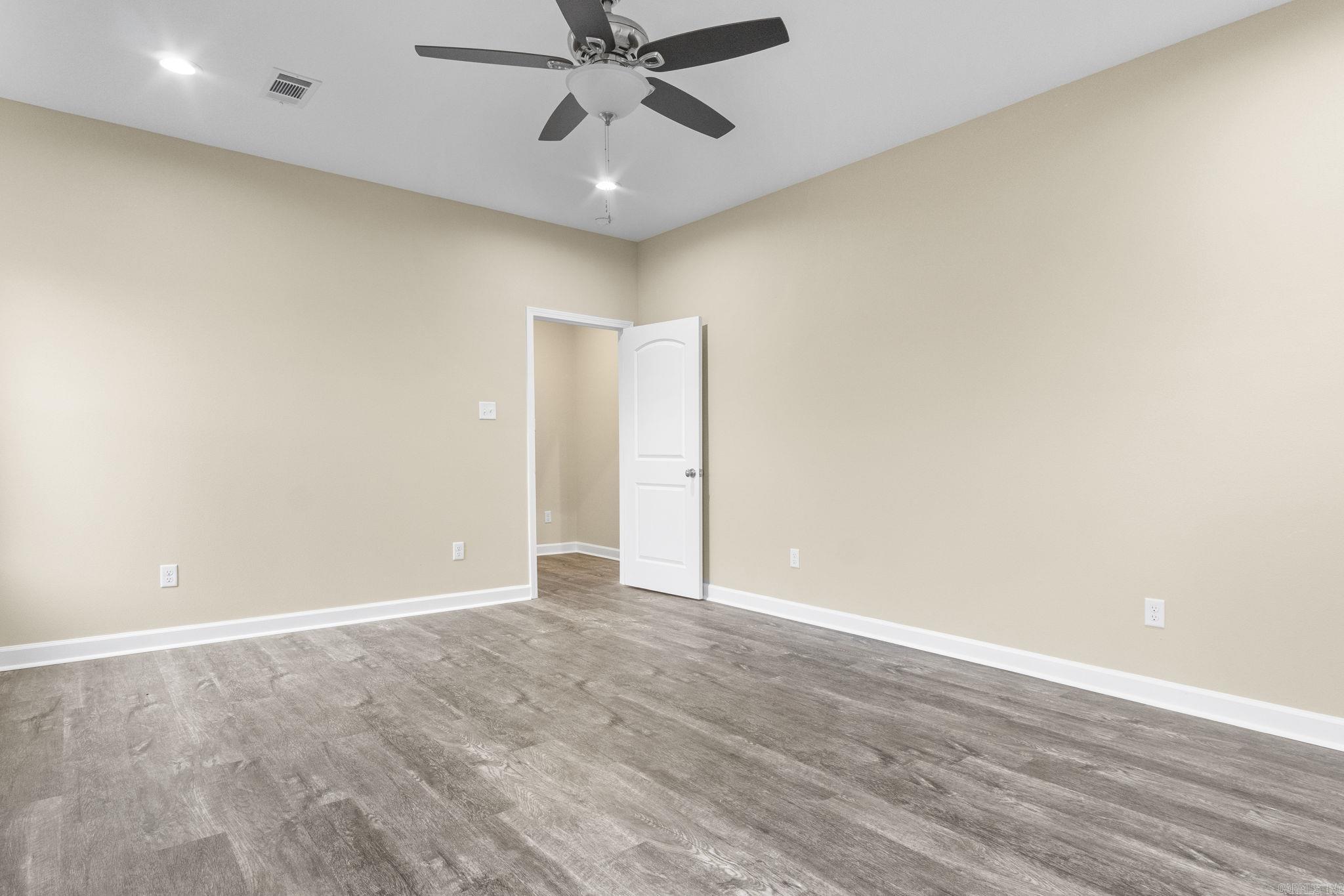 18  River Cliff  Mayflower, AR