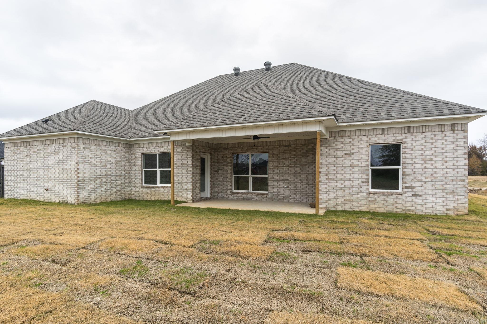 18  River Cliff  Mayflower, AR