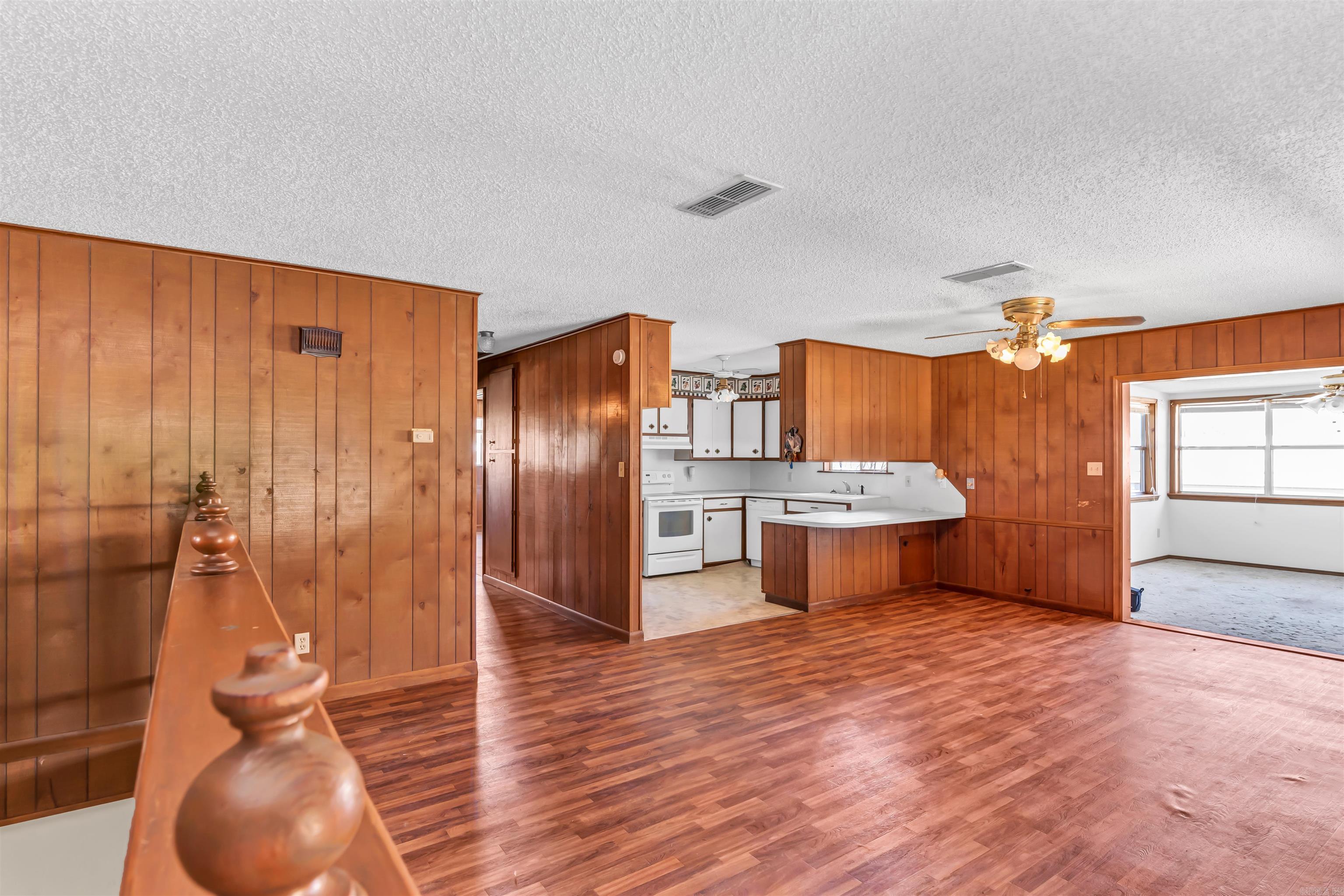 2915  Hwy 88 E  Mena, AR
