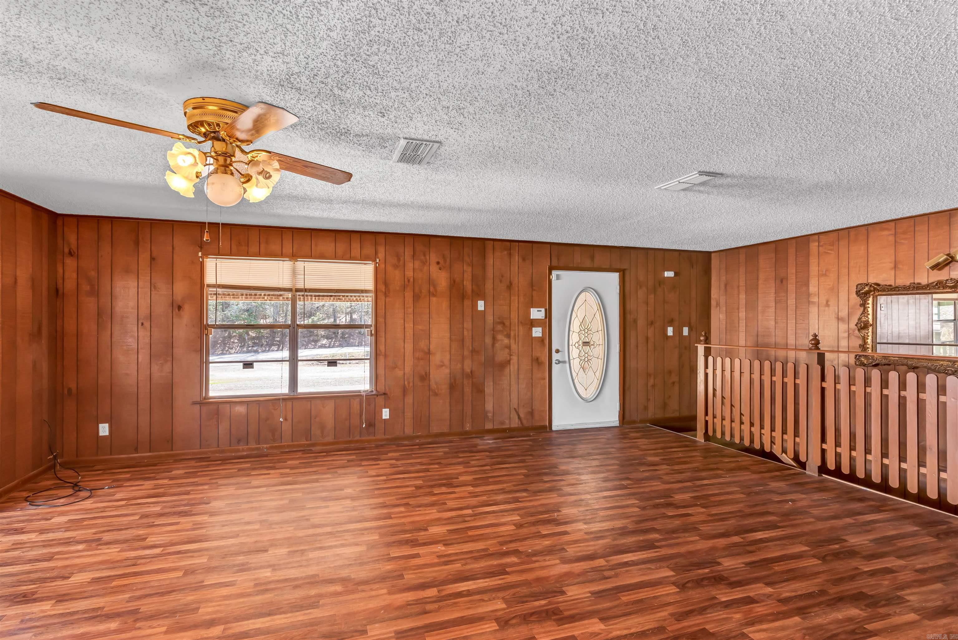 2915  Hwy 88 E  Mena, AR