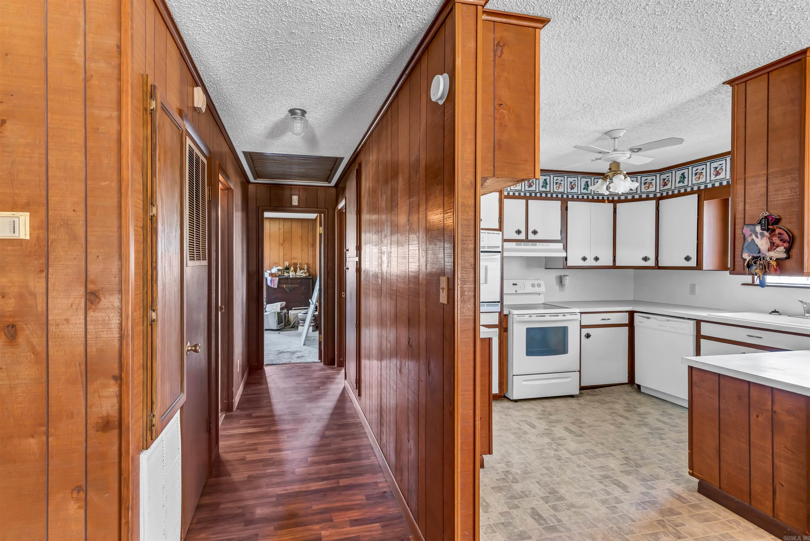 2915  Hwy 88 E  Mena, AR