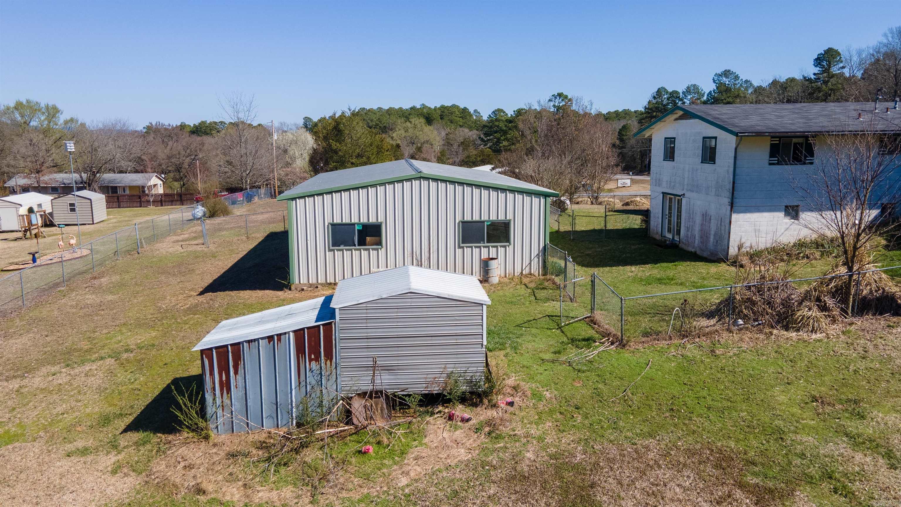 2915  Hwy 88 E  Mena, AR