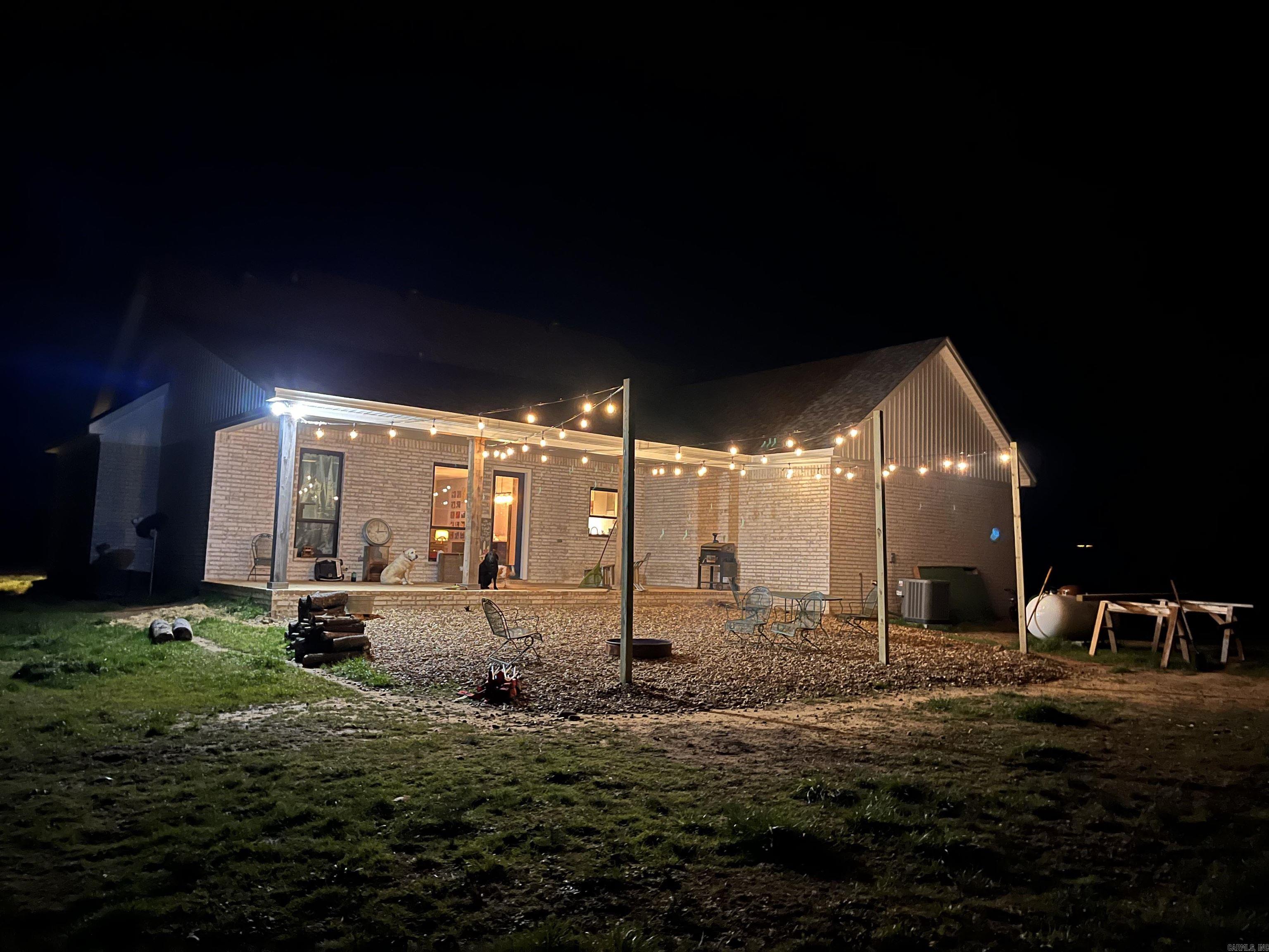 444 W Pleasant Springs  Quitman, AR