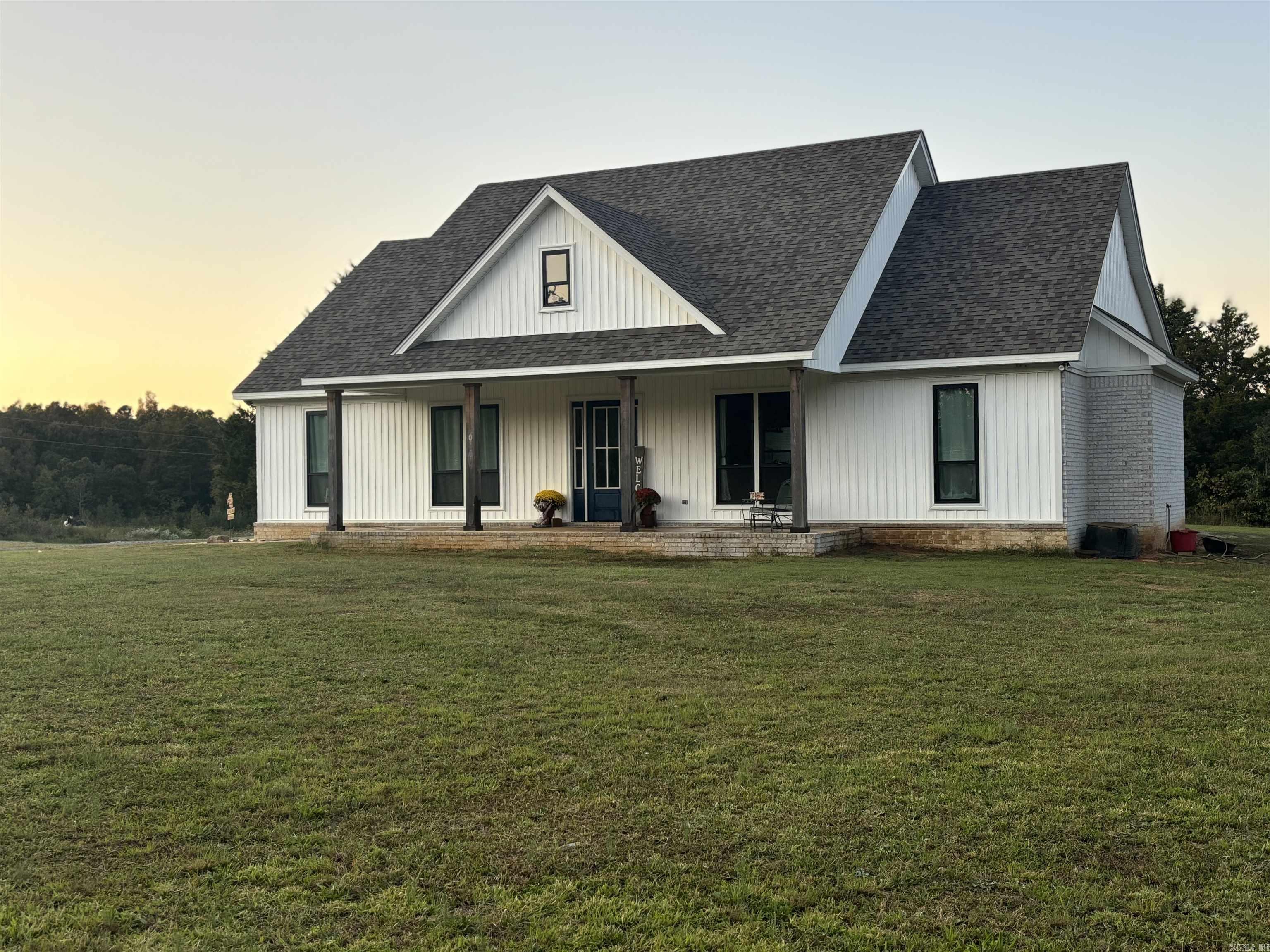 444 W Pleasant Springs  Quitman, AR