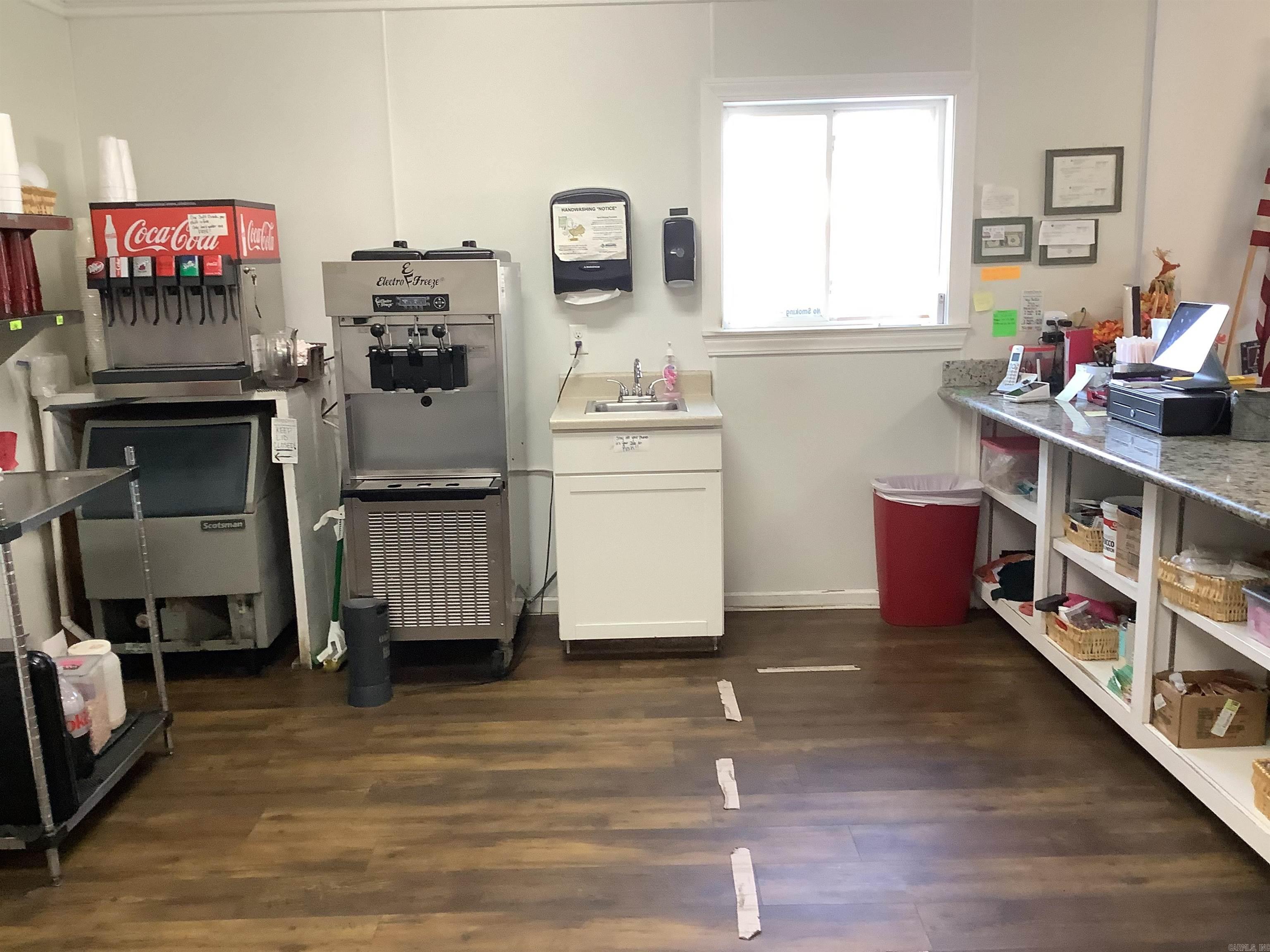 133 N Highway 167  Bald Knob, AR