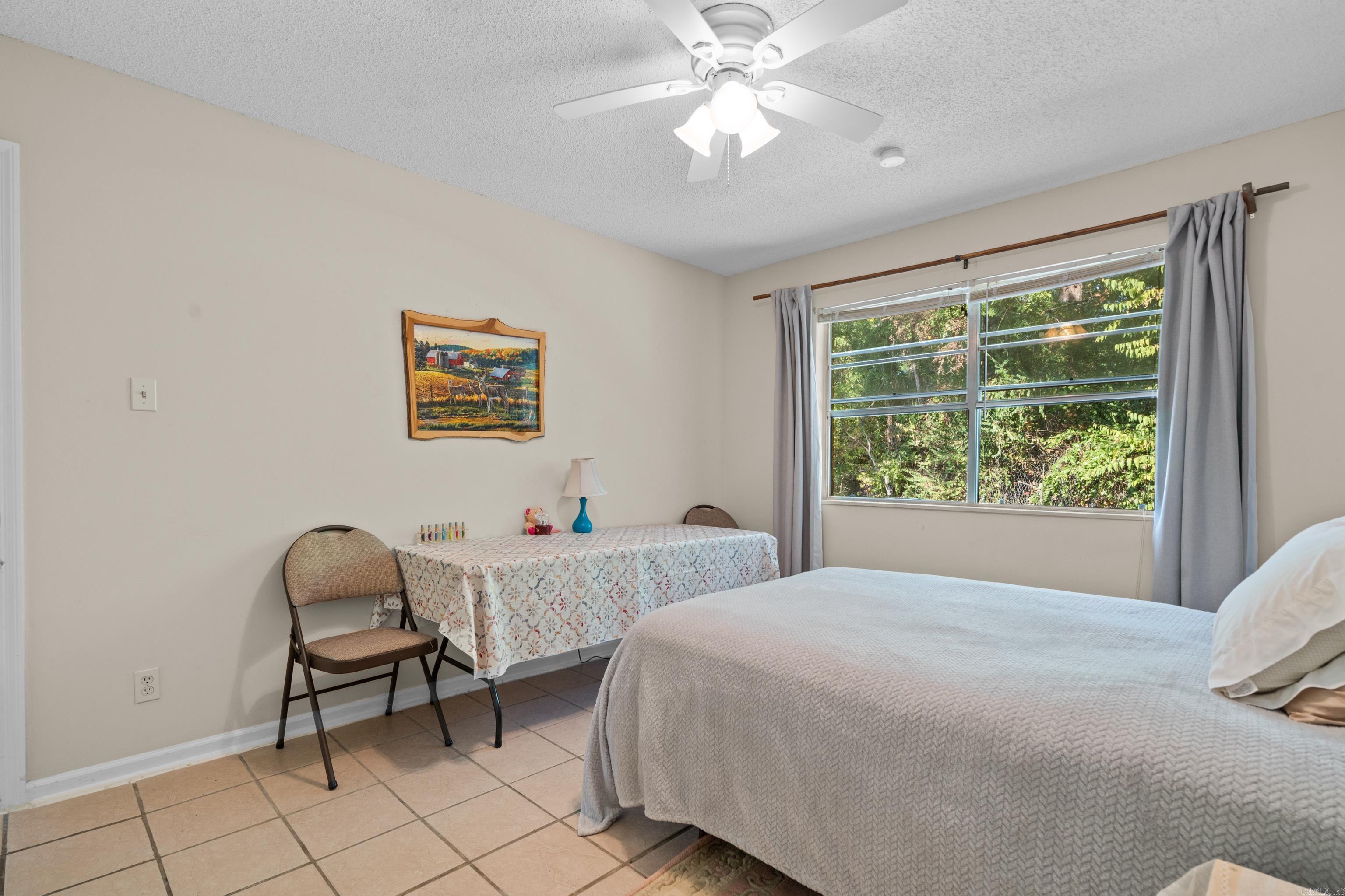 125  Carl  Hot Springs, AR