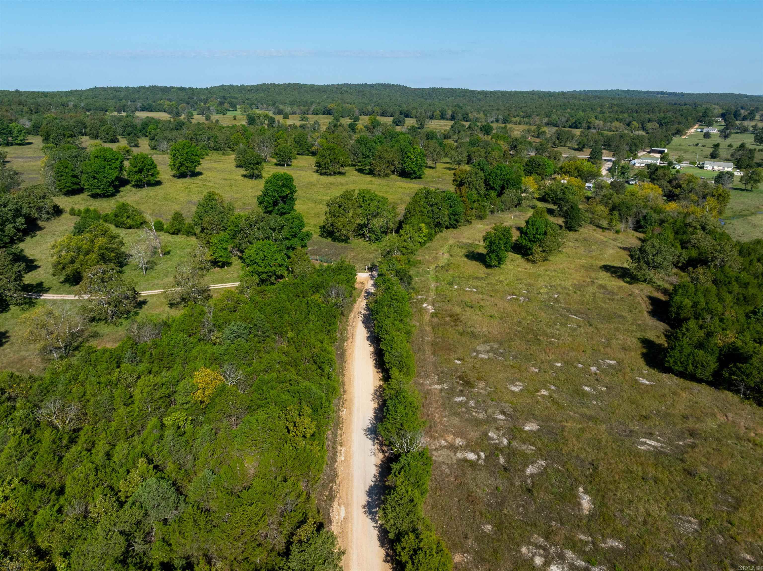   S Hars Creek Rd  Ash Flat, AR