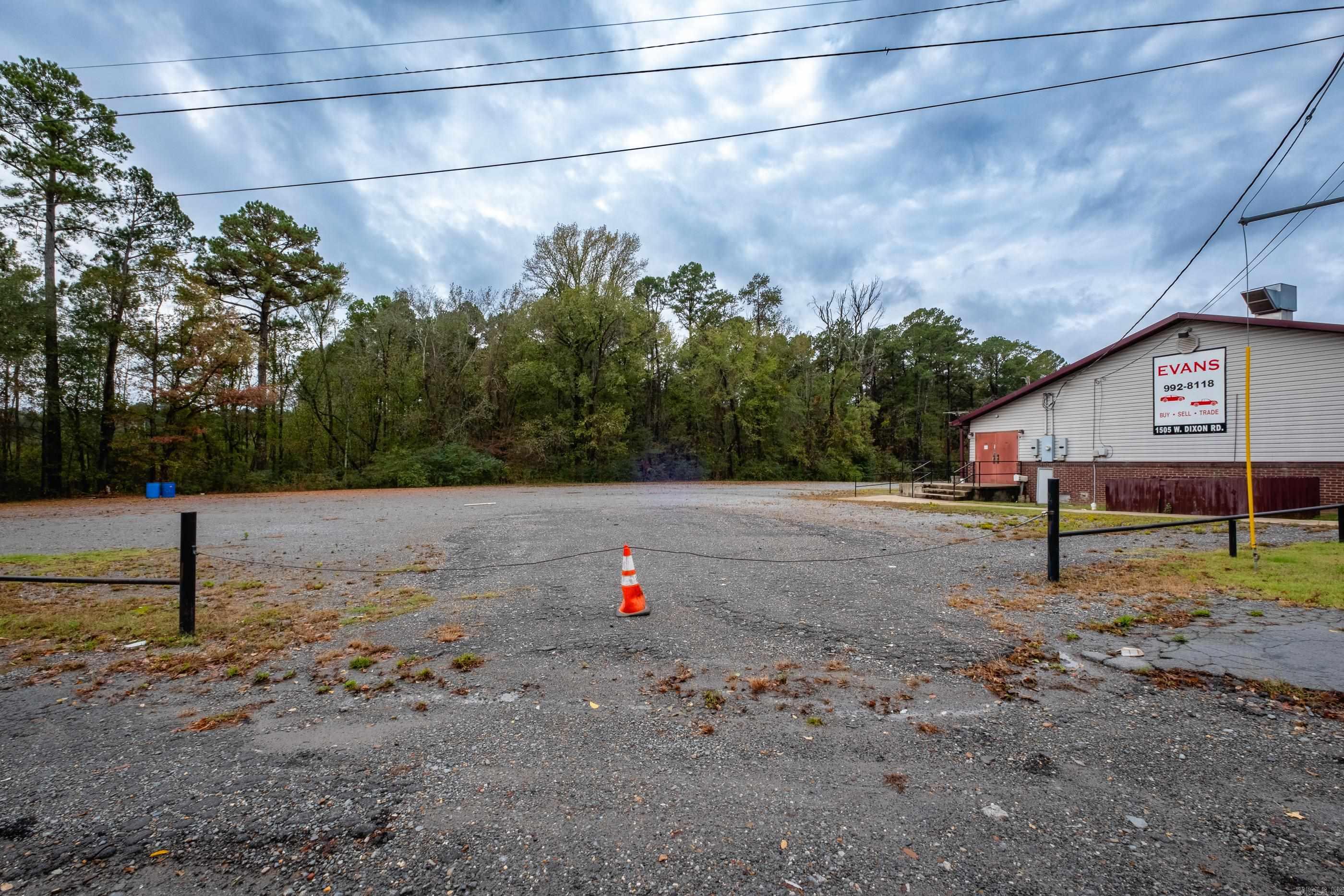 1505 W Dixon  Little Rock, AR