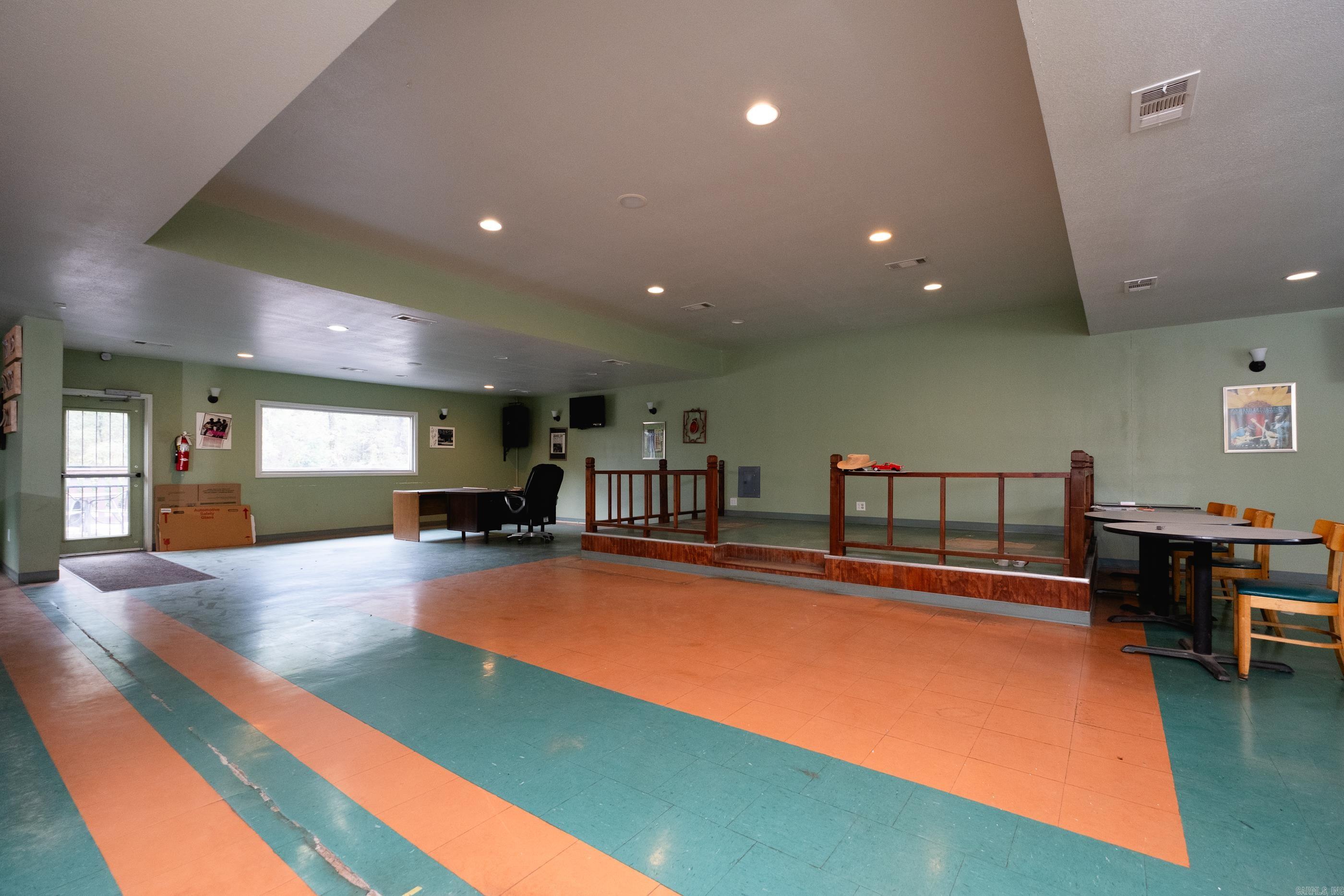 1505 W Dixon  Little Rock, AR