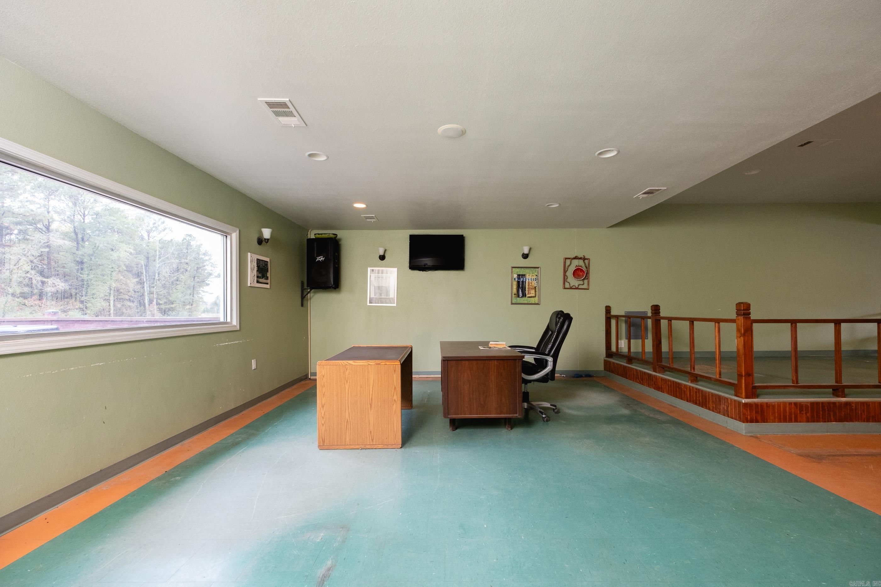 1505 W Dixon  Little Rock, AR