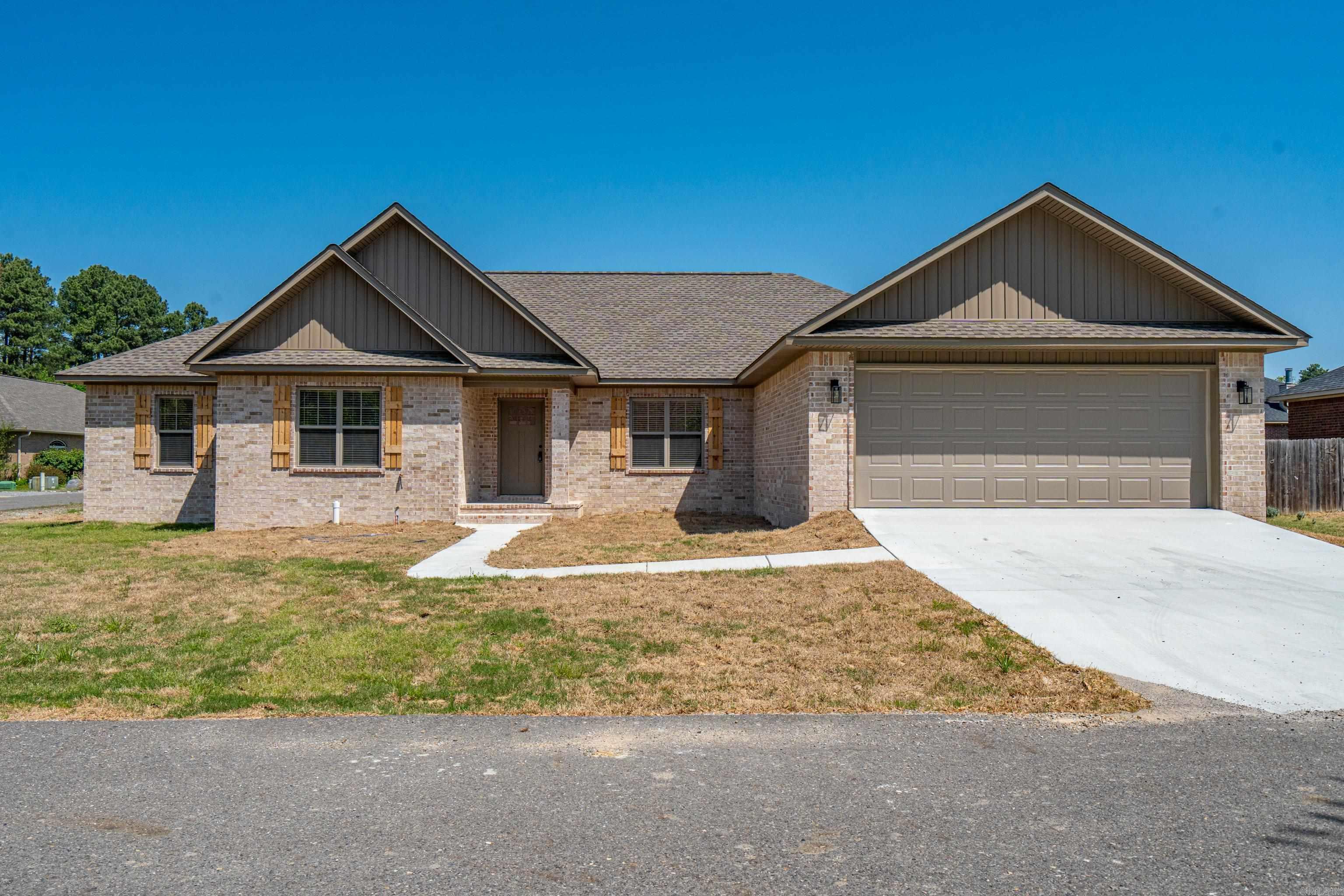 103  Wolfrun  Hot Springs, AR