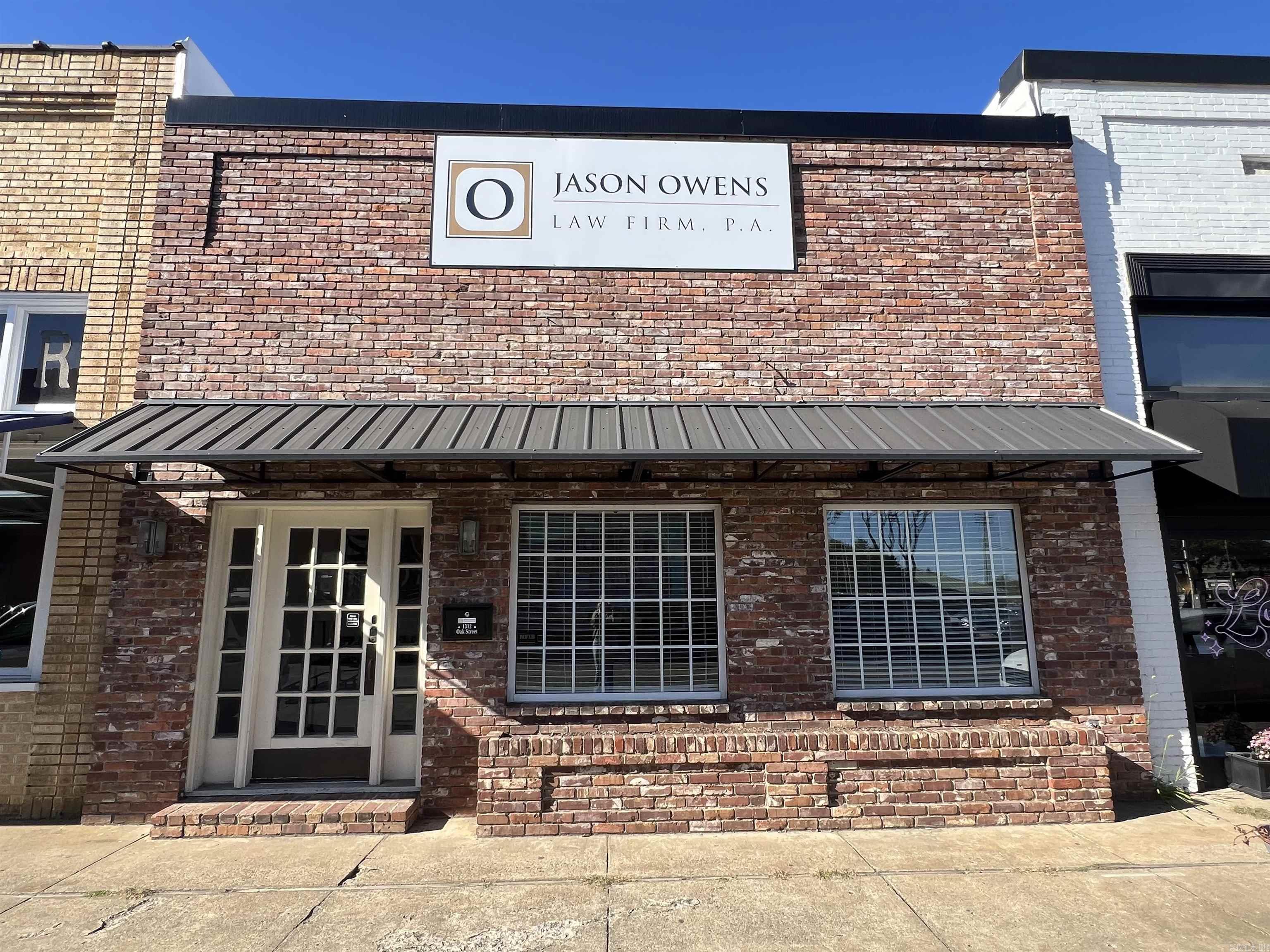 1312  Oak  Conway, AR