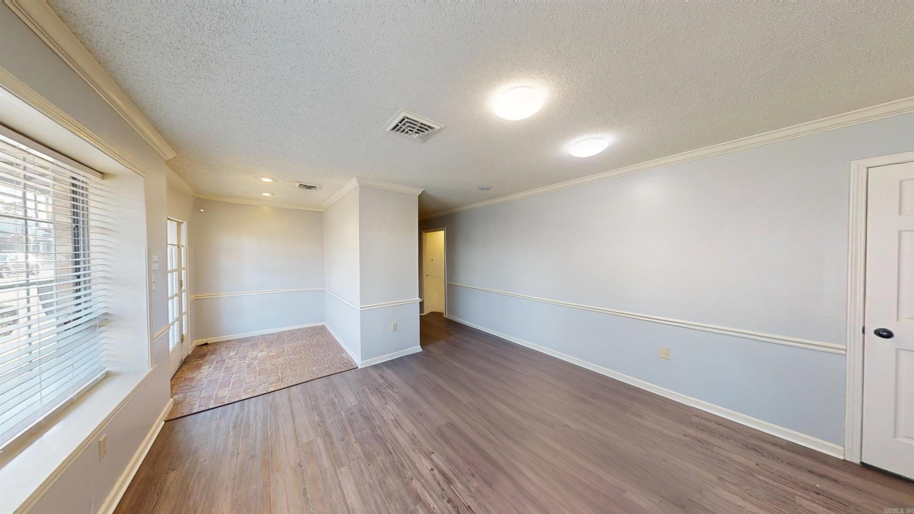 1312  Oak  Conway, AR