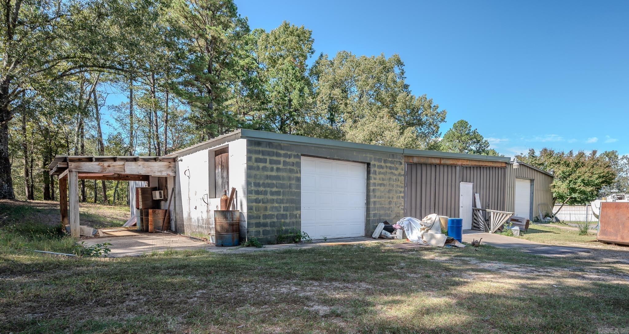106  Elk Drive  Mena, AR