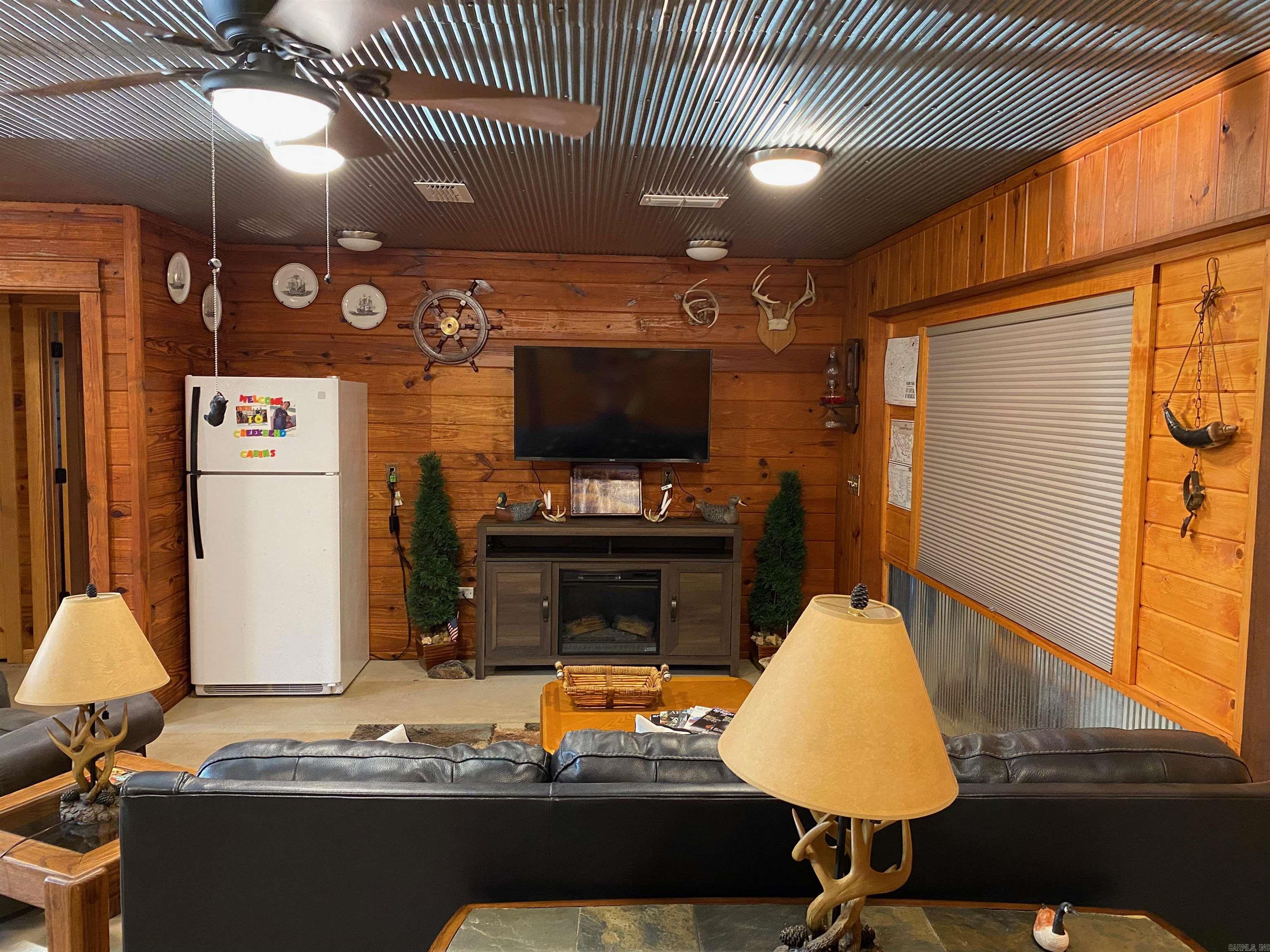 1065 Polk Rd 67 Mena, AR 71953-9998