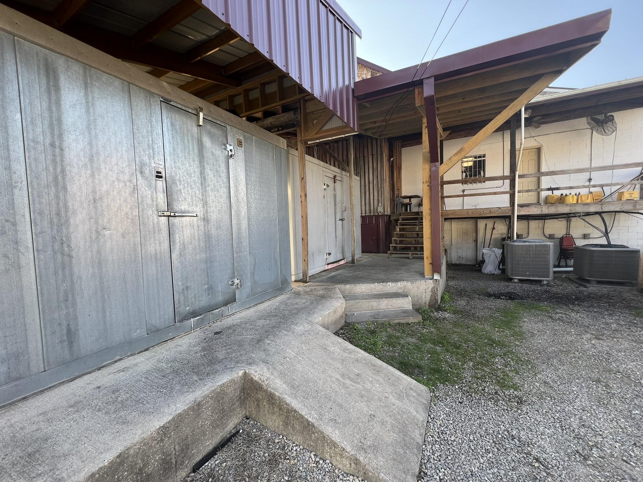 225  Main  Mammoth Spring, AR