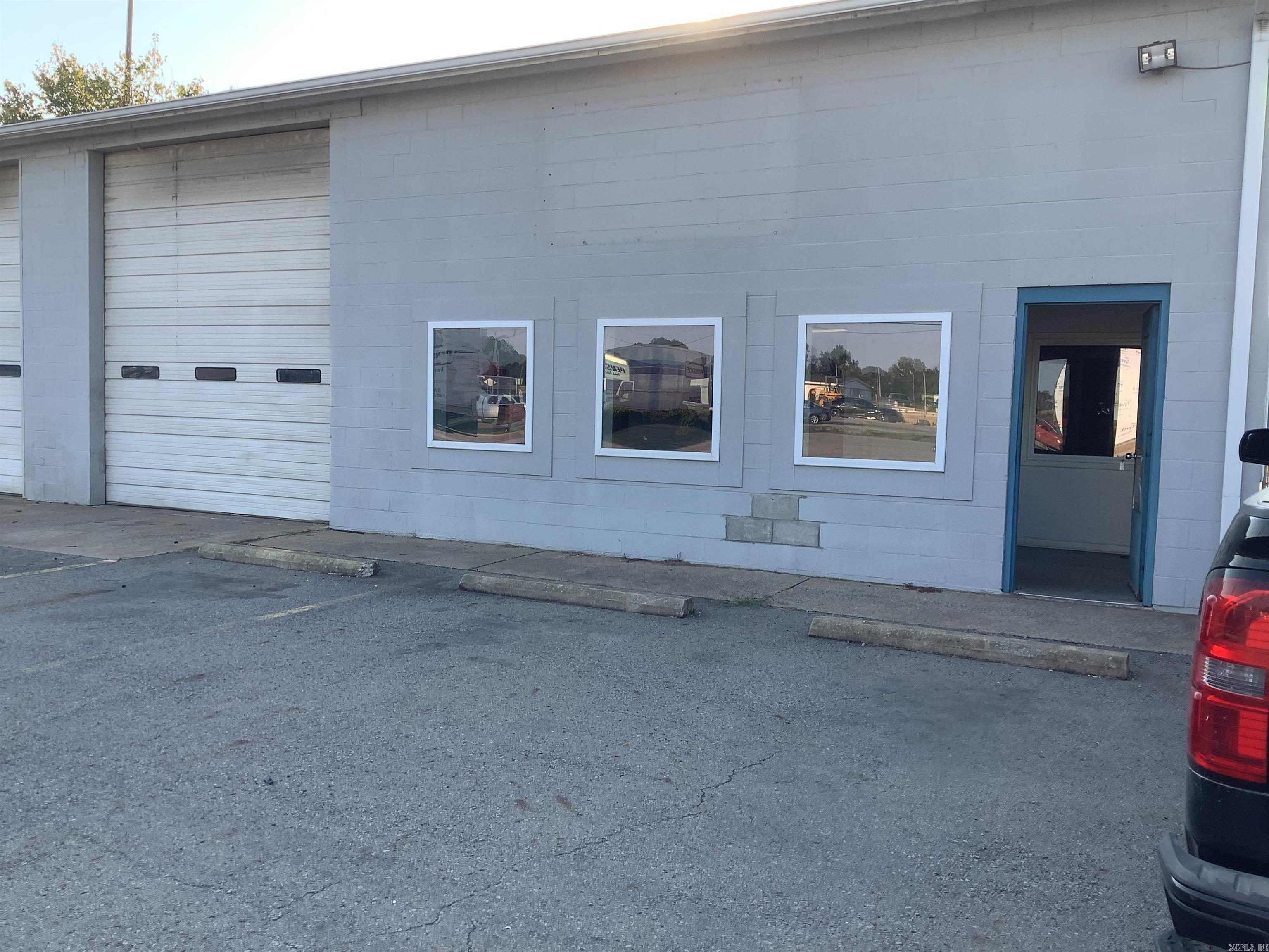 125  HWY 167 N  Bald Knob, AR