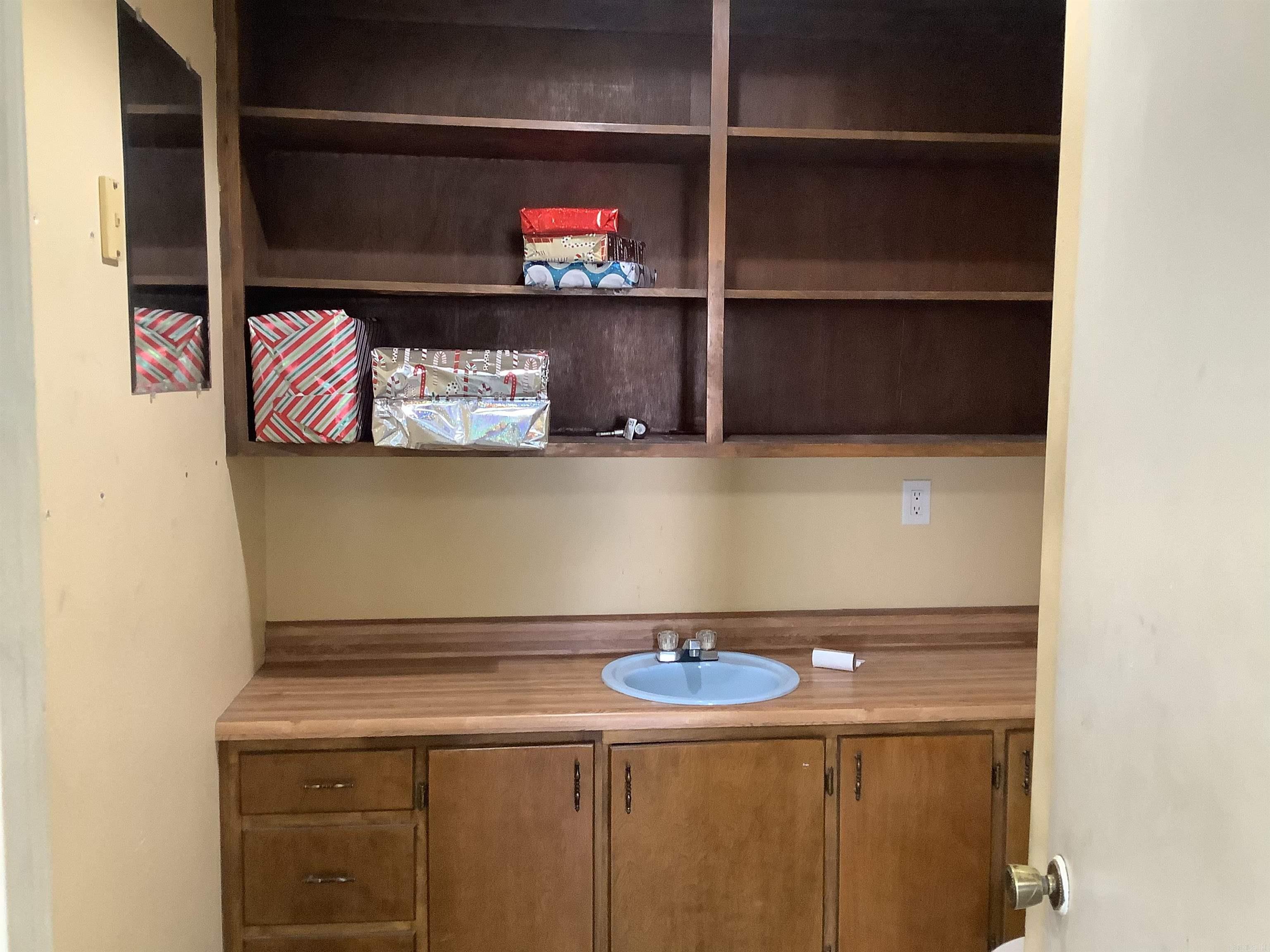 125  HWY 167 N  Bald Knob, AR
