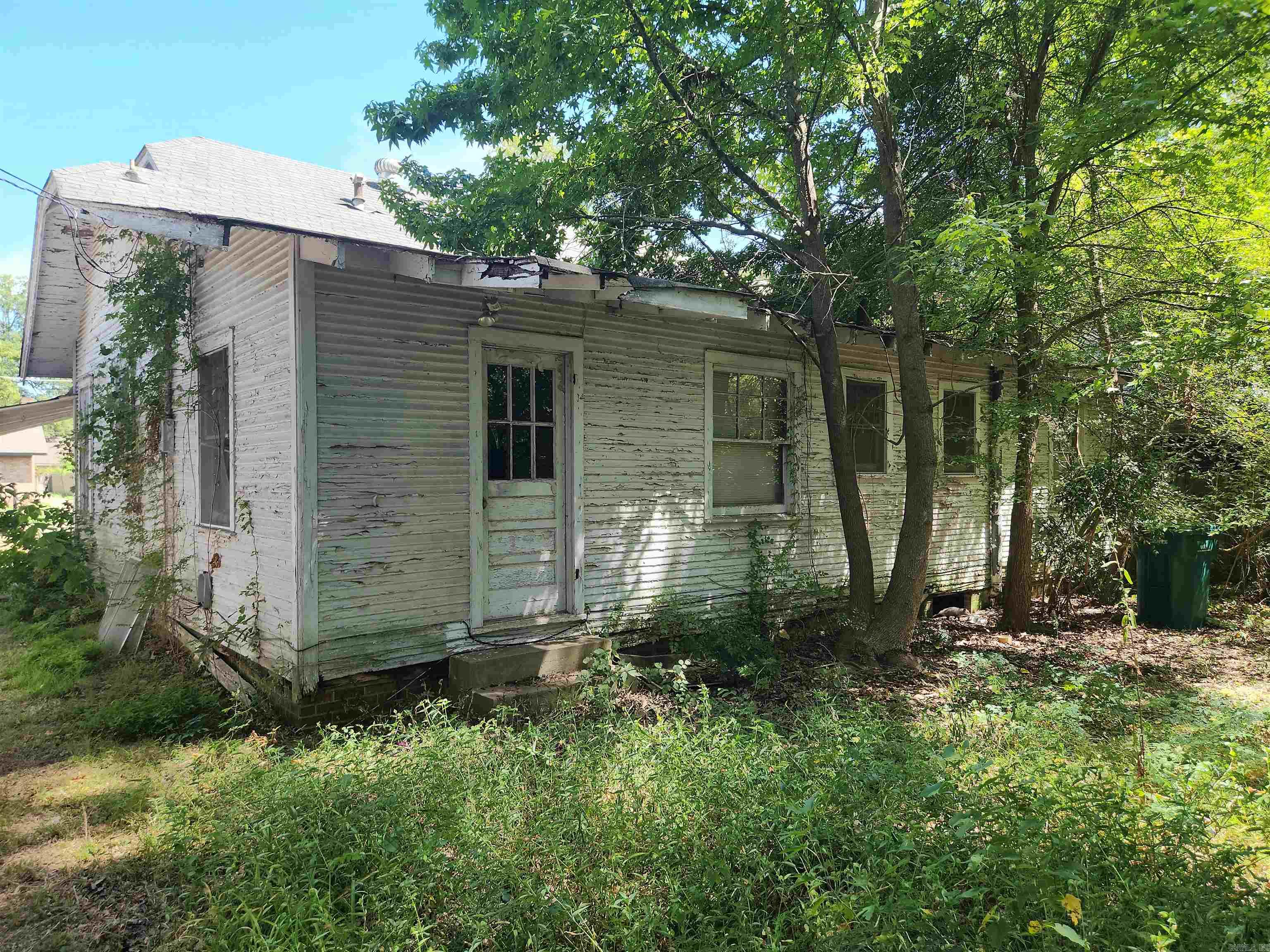 1706 S Laurel  Pine Bluff, AR