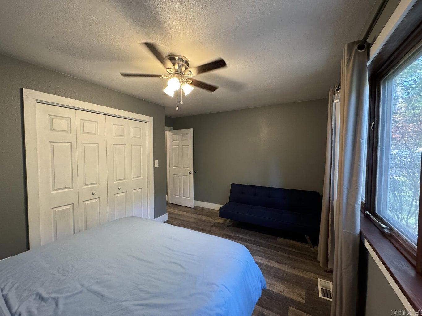 1211 S Edgewater  Horseshoe Bend, AR