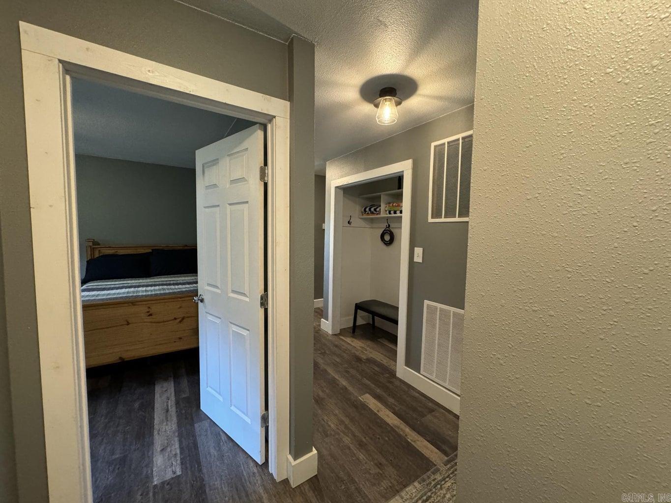1211 S Edgewater  Horseshoe Bend, AR