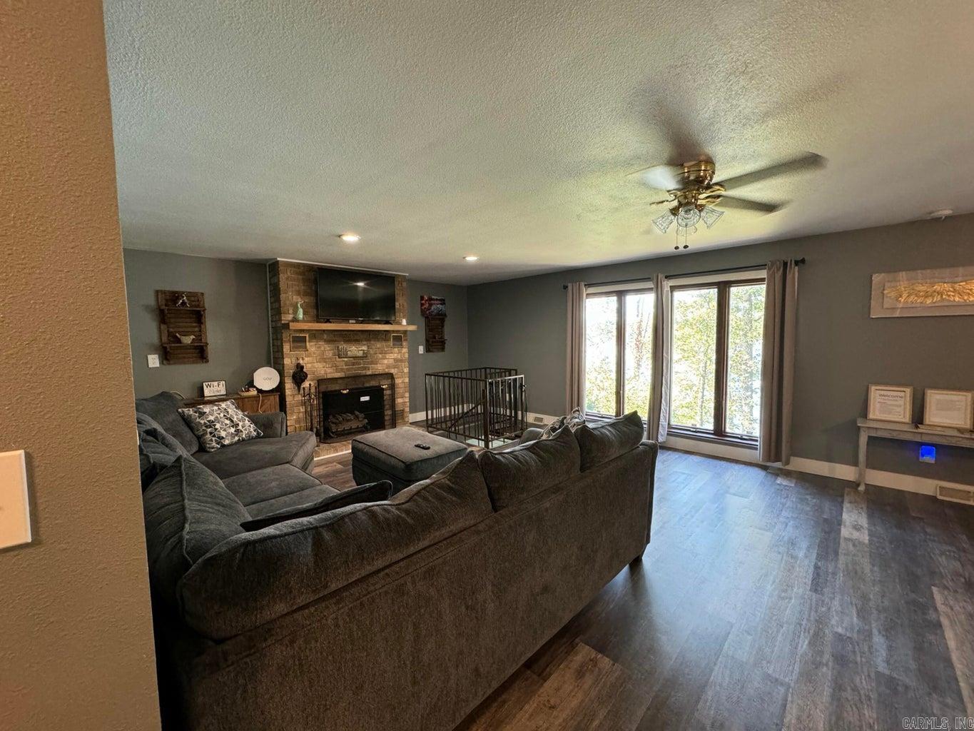 1211 S Edgewater  Horseshoe Bend, AR