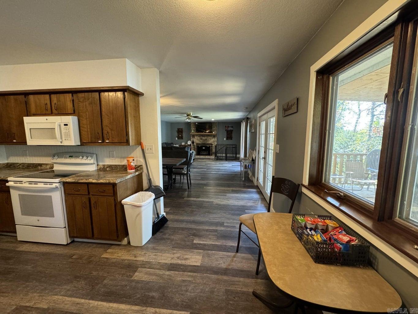 1211 S Edgewater  Horseshoe Bend, AR