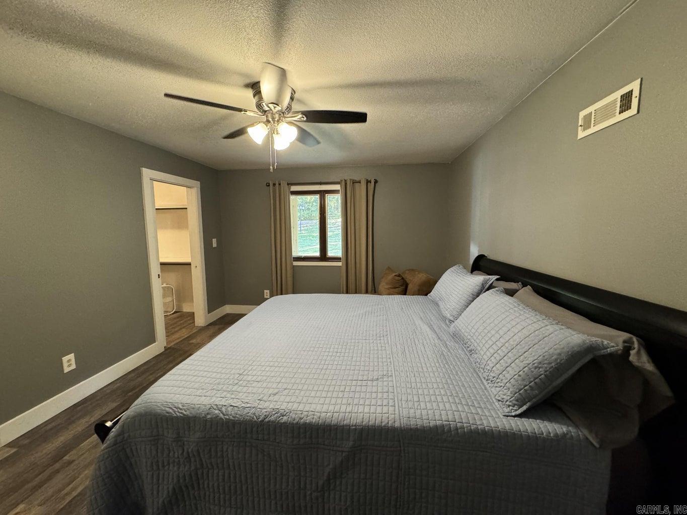 1211 S Edgewater  Horseshoe Bend, AR