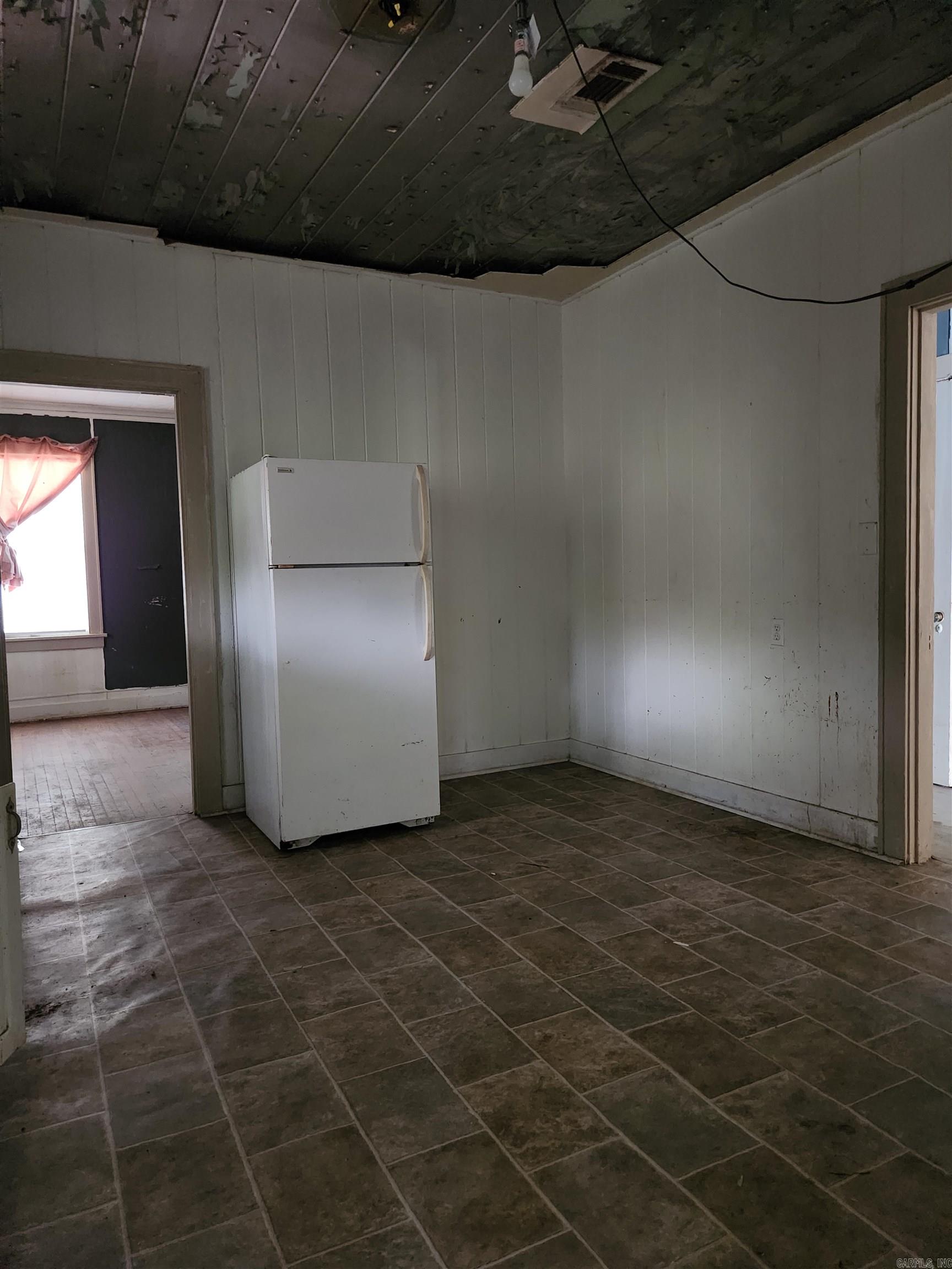 210 W 18TH Avenue Pine Bluff, AR 71603