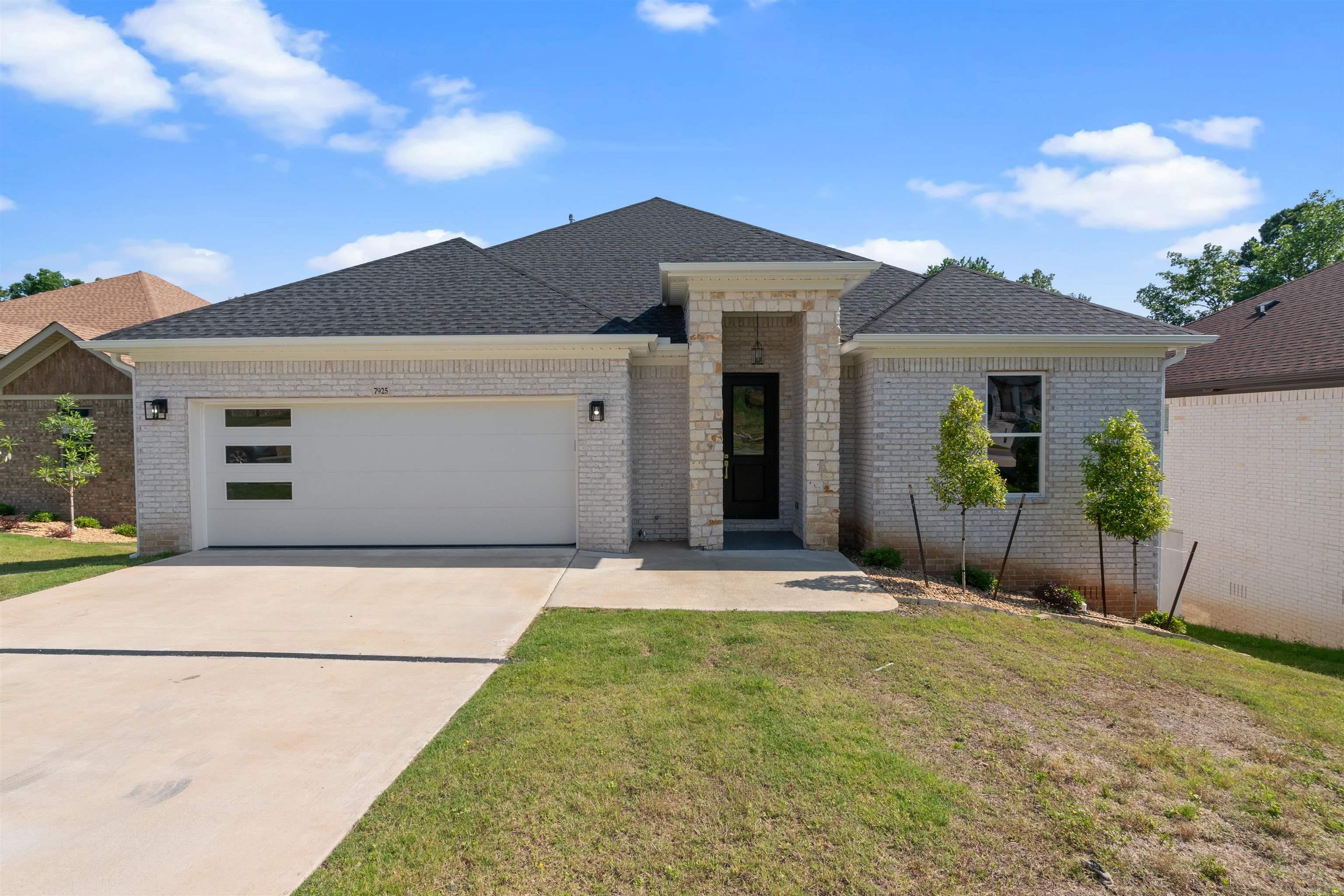 7925 Kanis Pines Dr