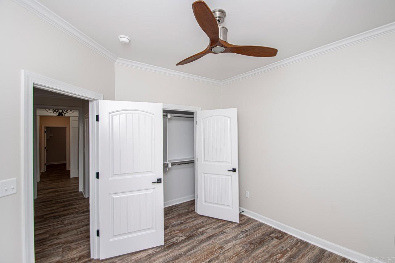 8101  Kanis Oaks Dr  Little Rock, AR