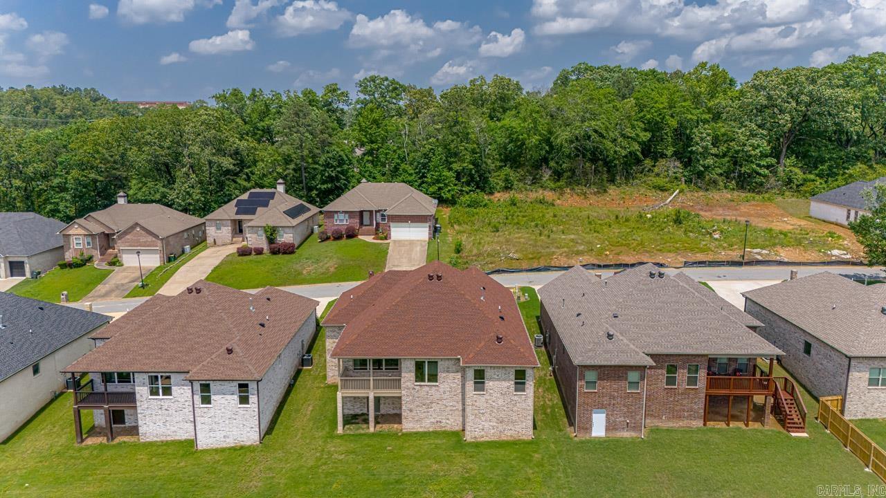8101  Kanis Oaks Dr  Little Rock, AR