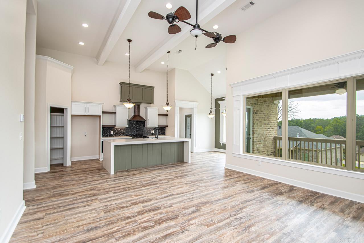 8101  Kanis Oaks Dr  Little Rock, AR