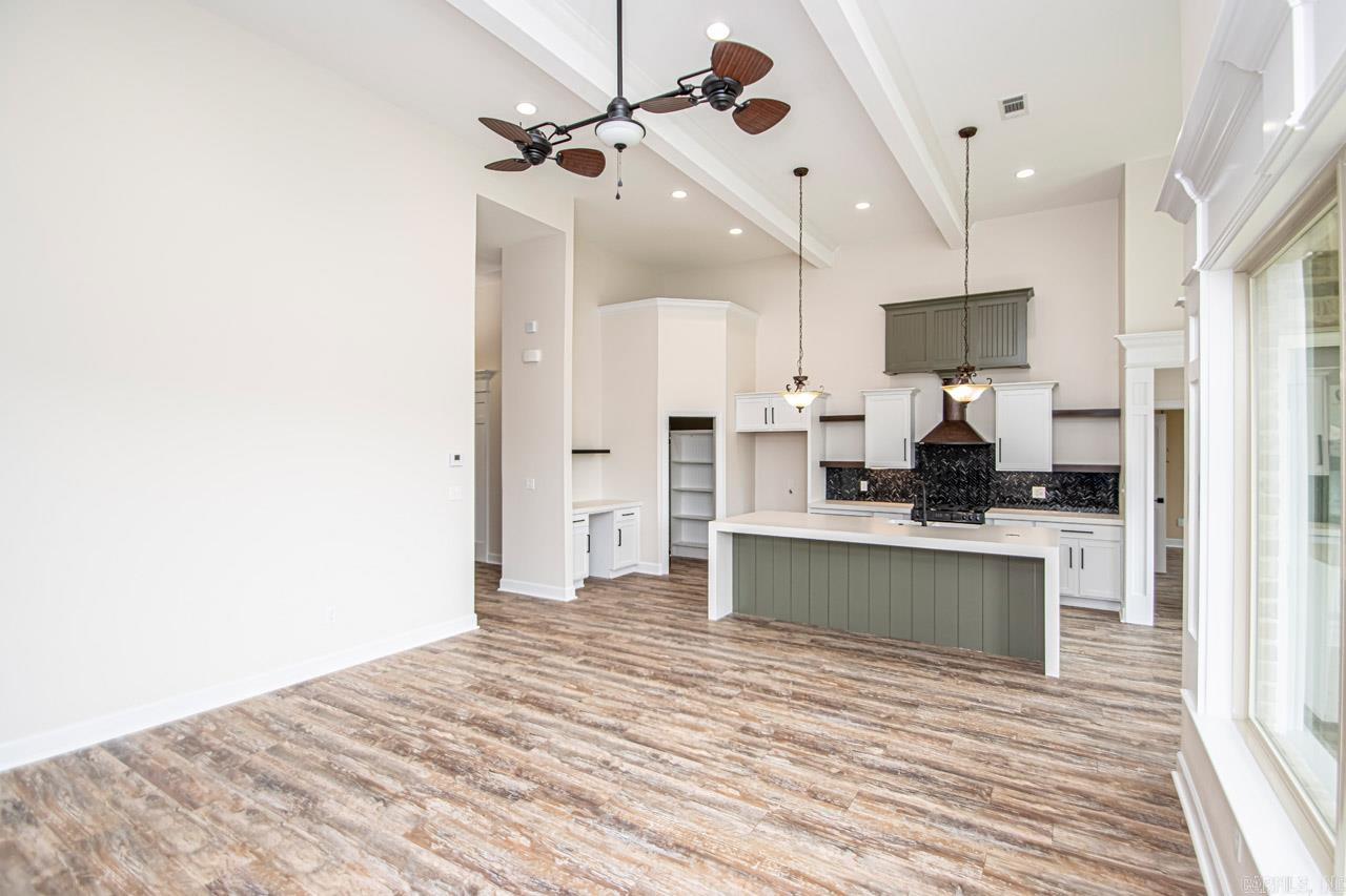 8101  Kanis Oaks Dr  Little Rock, AR