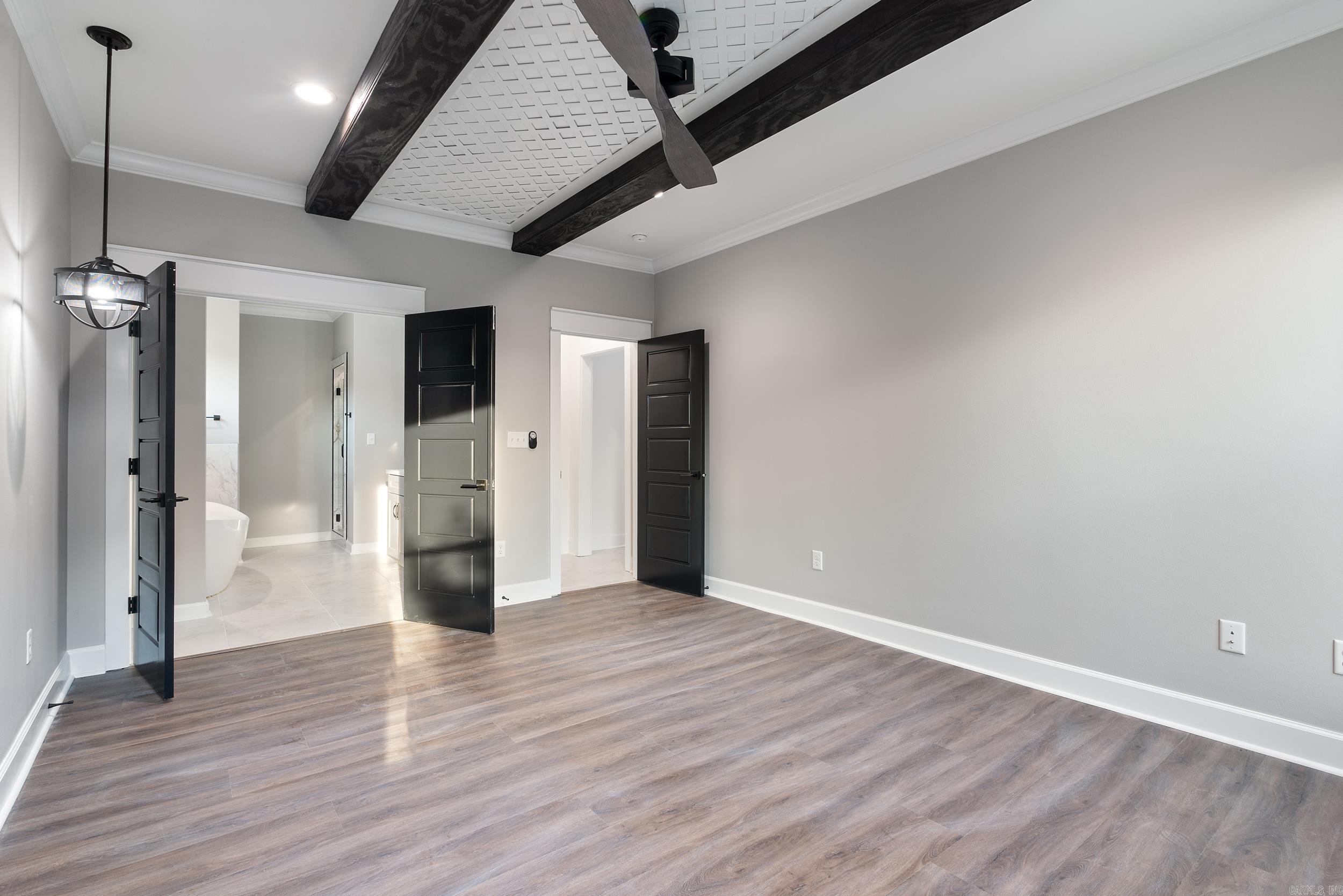 1710  Village Lake Dr  Little Rock, AR