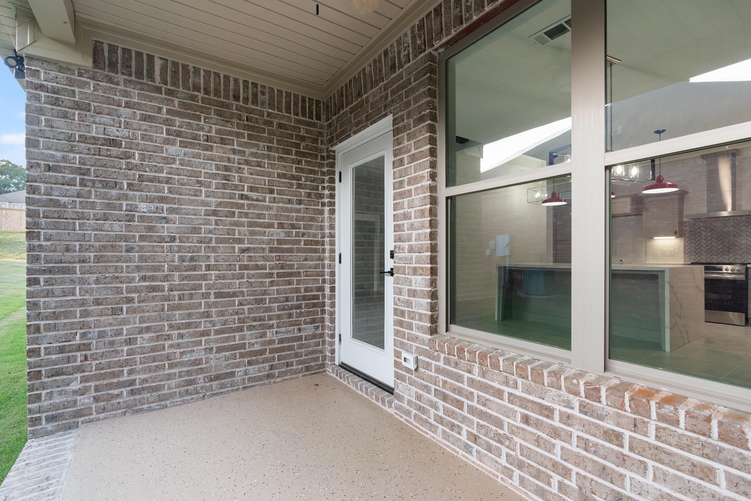 1710  Village Lake Dr  Little Rock, AR