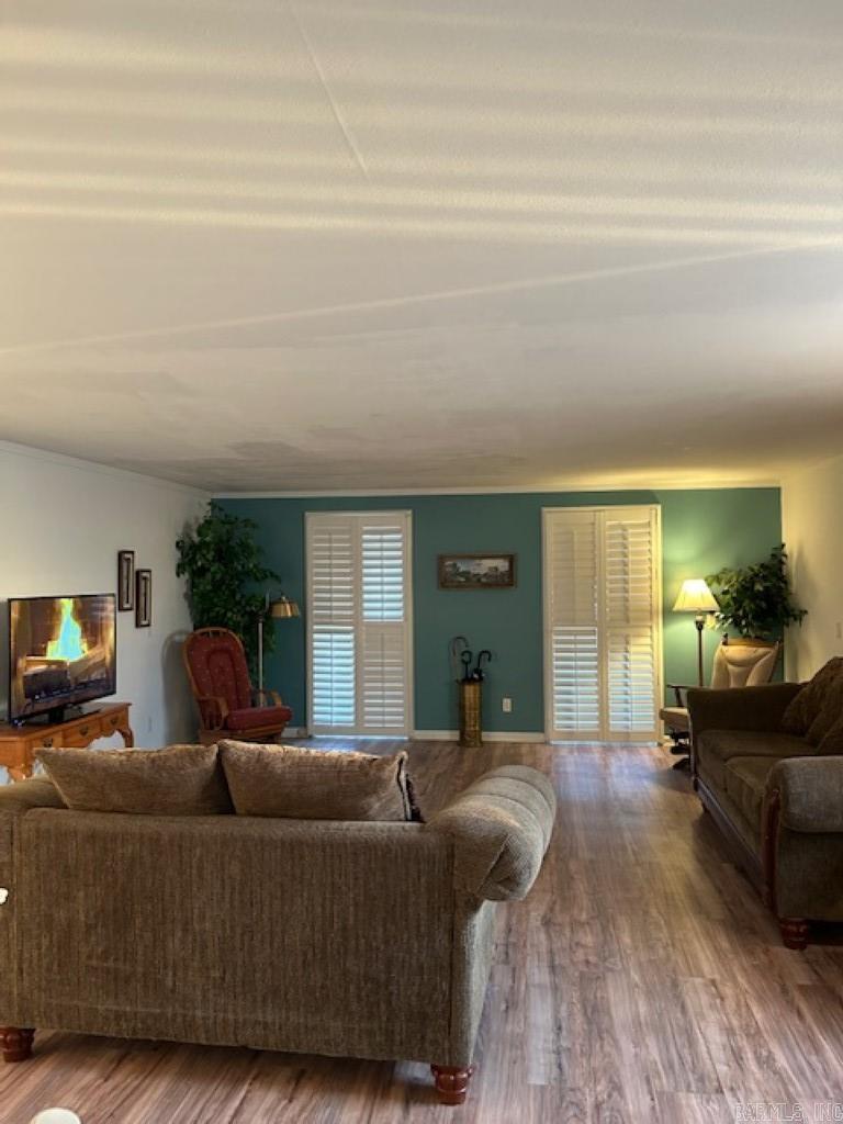 118 E Main  Mountain View, AR